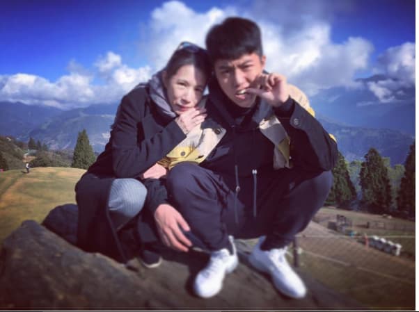 蔡凡熙跟媽媽感情超好,什麼事都可以講。(圖翻攝自蔡凡熙IG)