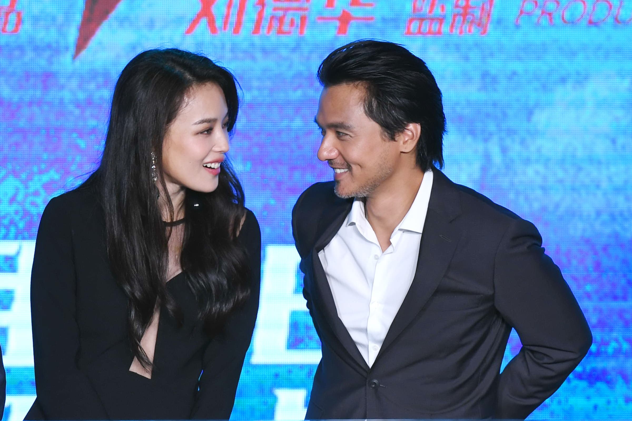 舒淇與馮德倫終於在「被婚變」後一起出現,兩人互動親密,打臉謠言。