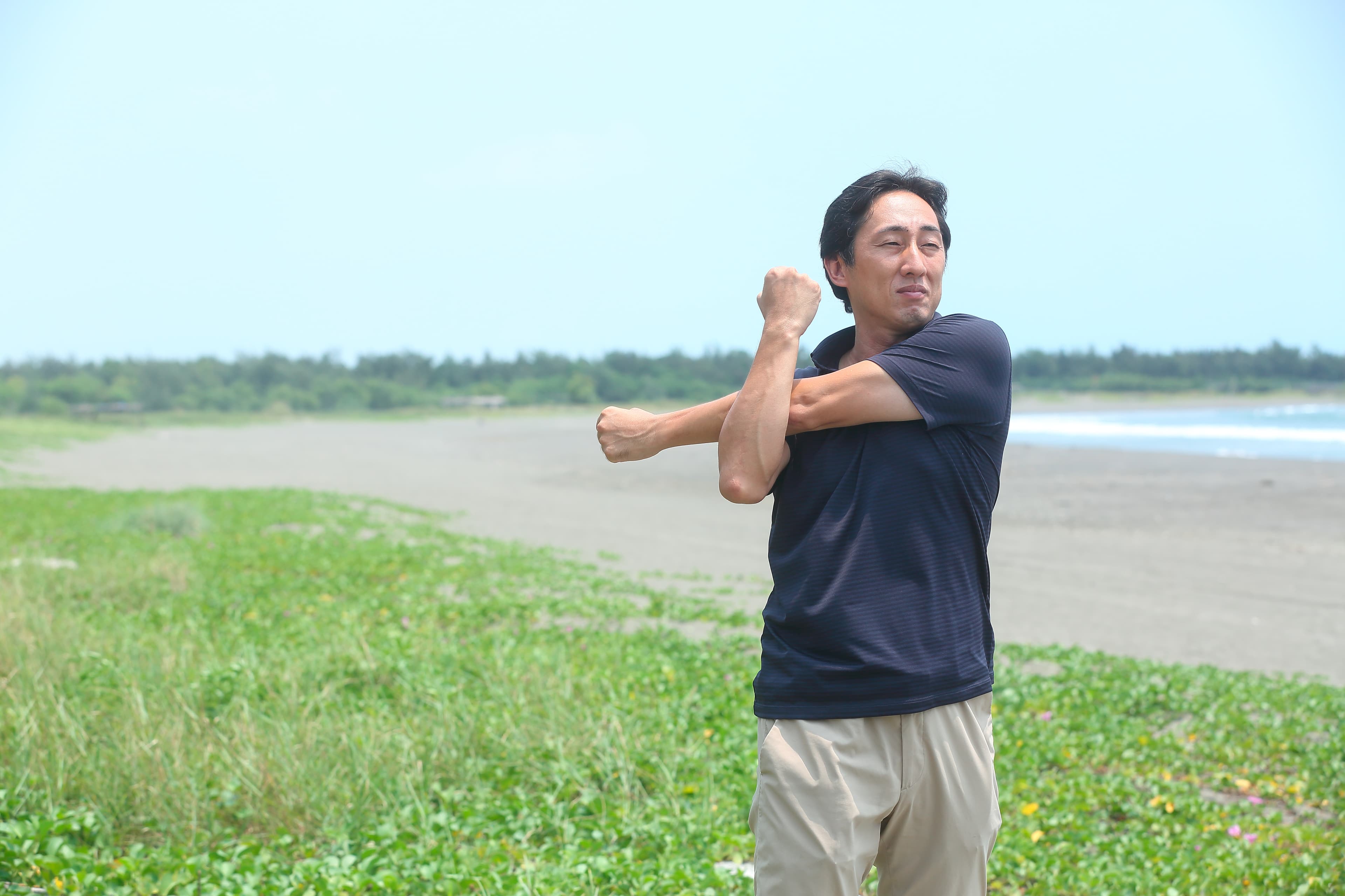 每天野崎孝男都在住家附近，舊稱「三鯤鯓」的安平漁光島海邊晨跑。