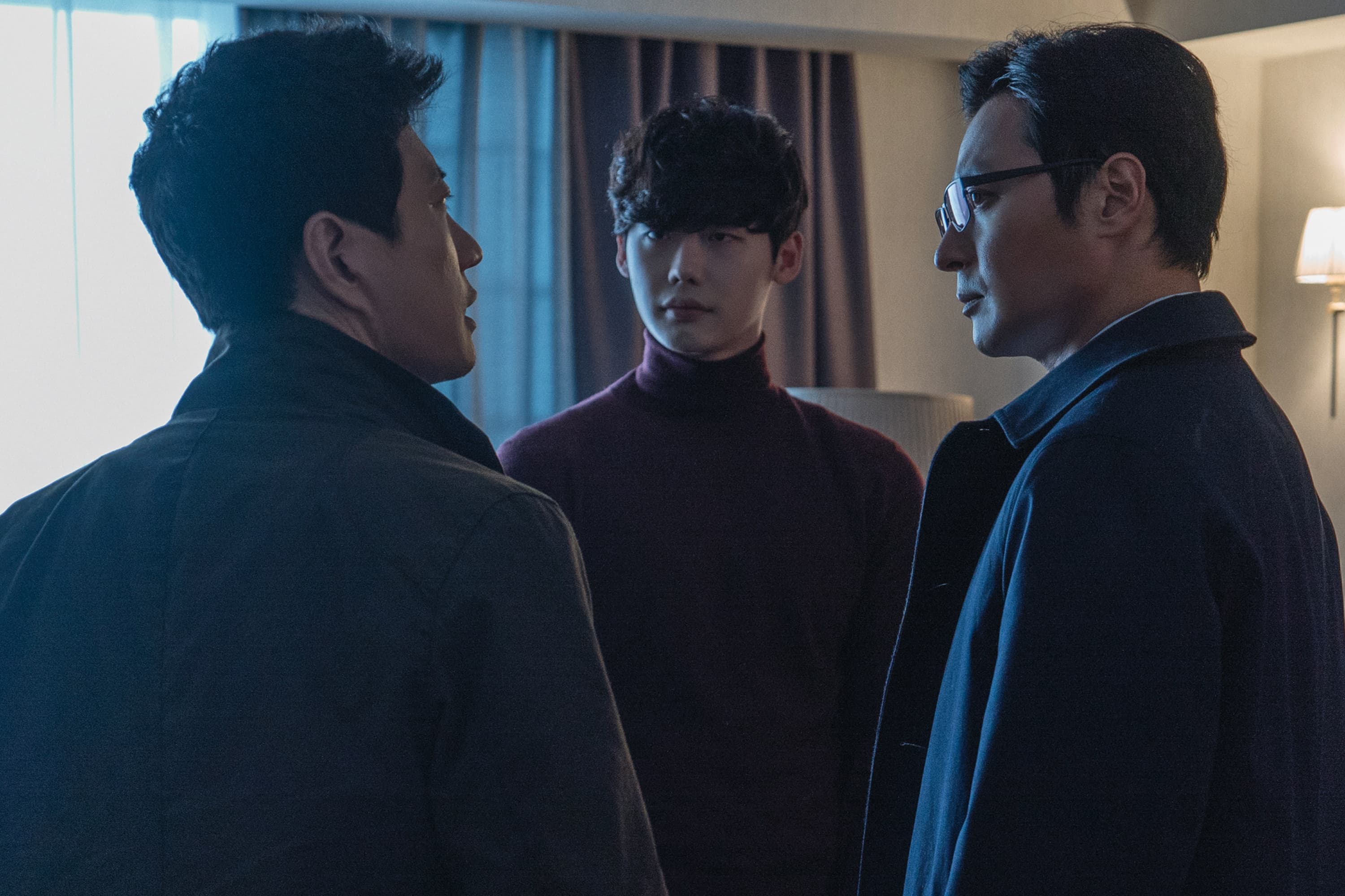 《V.I.P.》找來張東健(右起)、李鍾碩、金明民同台飆戲。