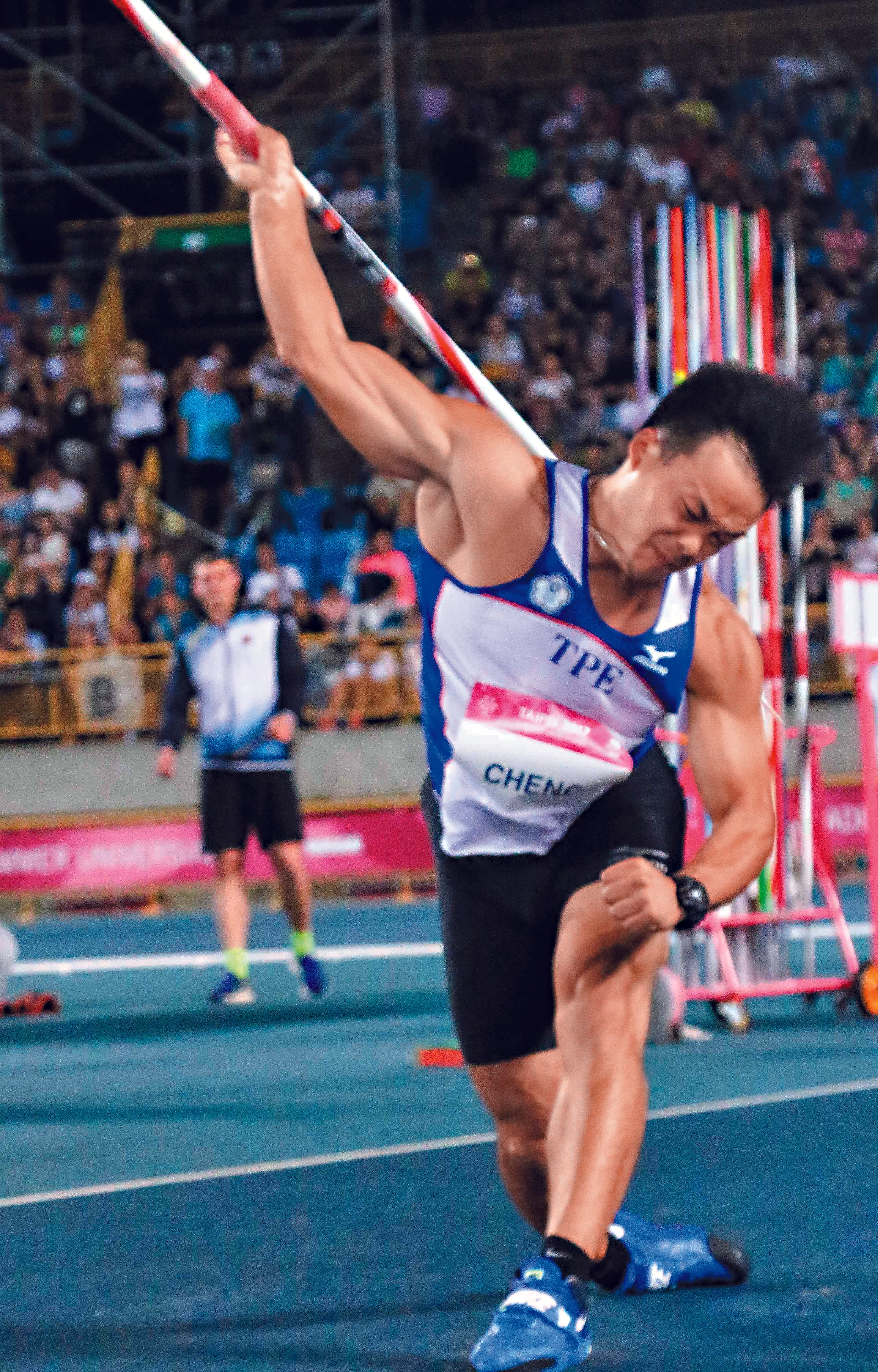 鄭兆村以91公尺36成績一舉打破世大運及亞洲紀錄。圖為世大運組委提供