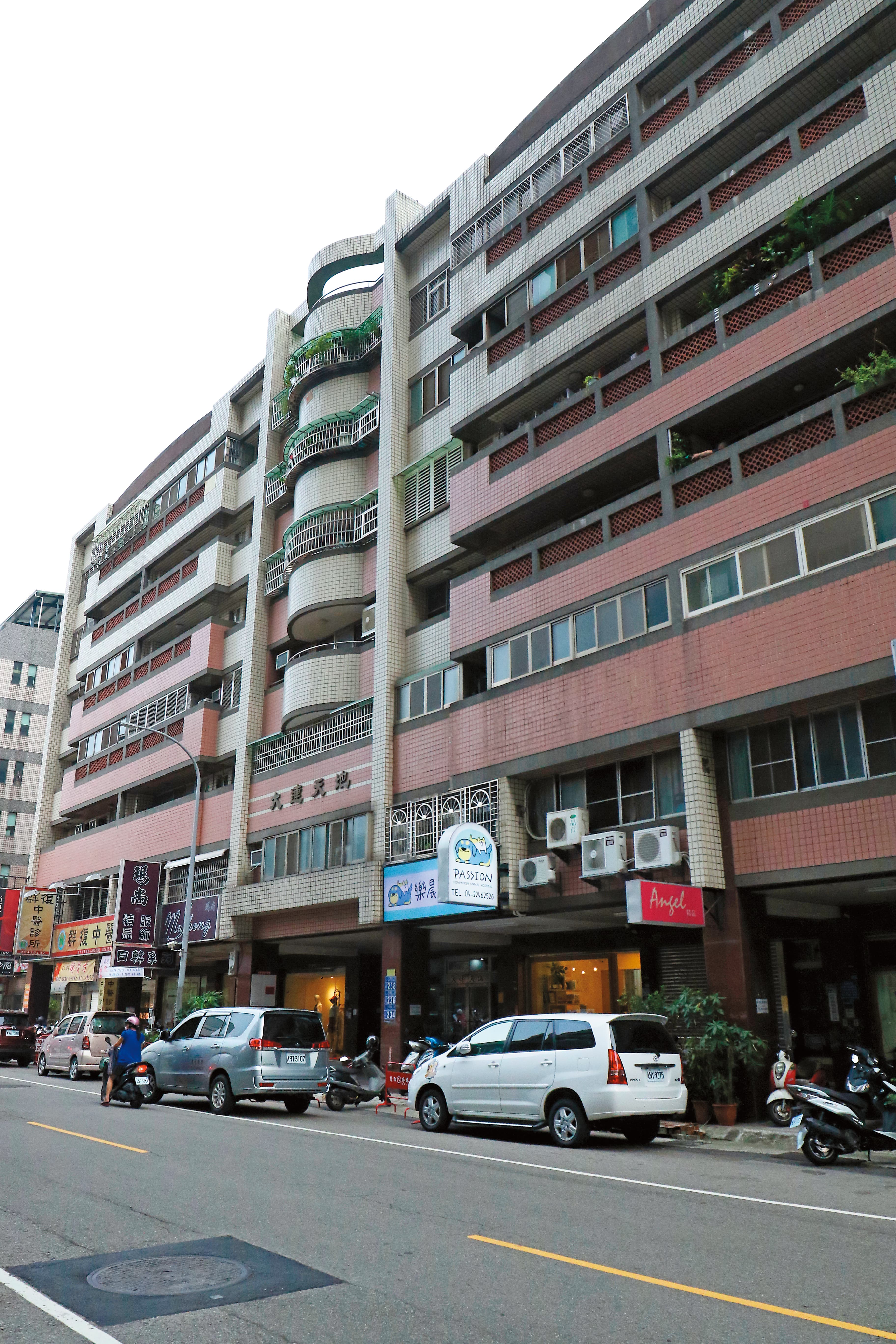 李坤城與林靖恩位於台中的家。他們對外還未發表結婚宣言，但林靖恩已經懷孕。