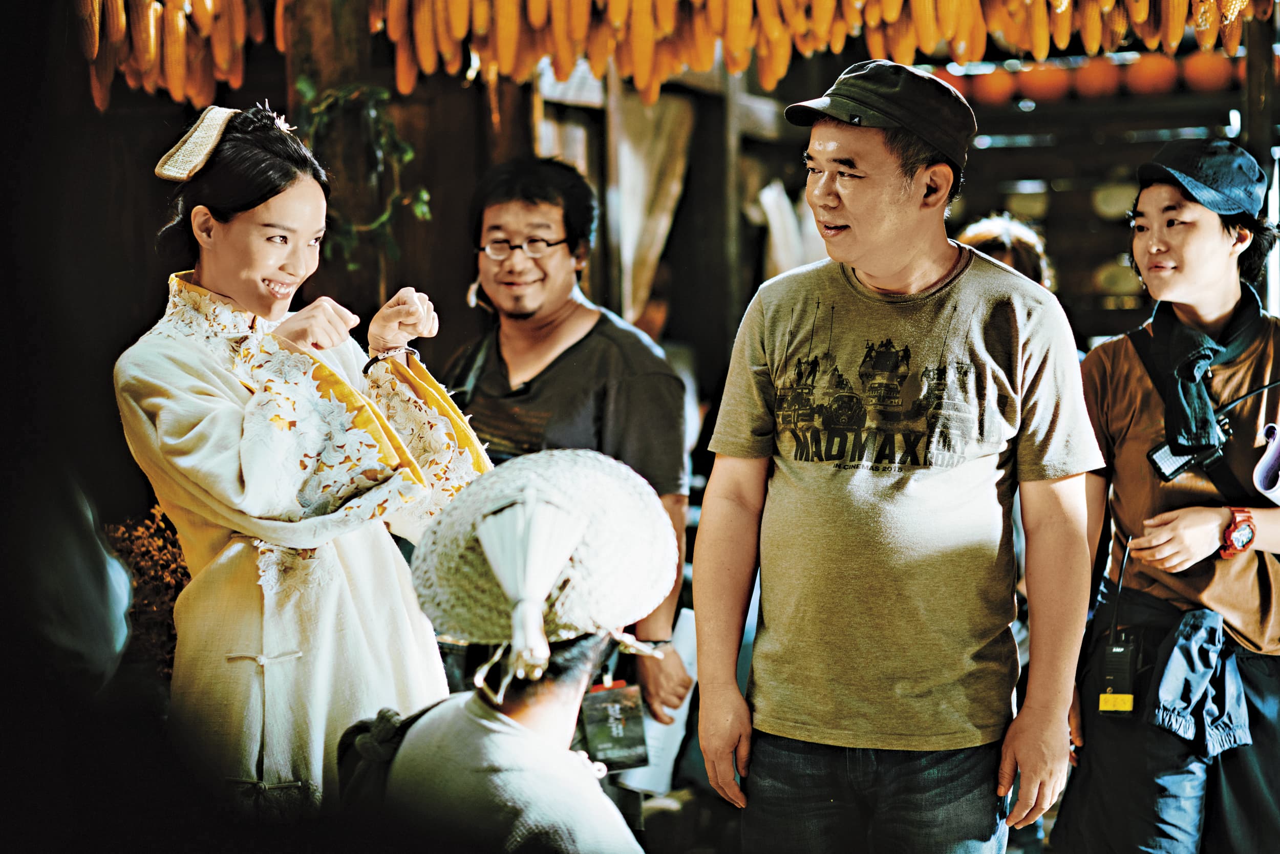 導演陳玉勳(右)用心拍大製作的《健忘村》,在中國上映被特別對待,排片率極低。