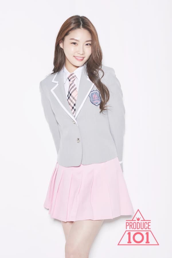金請夏當了7年舞群,累積5年練習生實力,參加「Produce 101」終於獲得出道機會。(網路圖片)