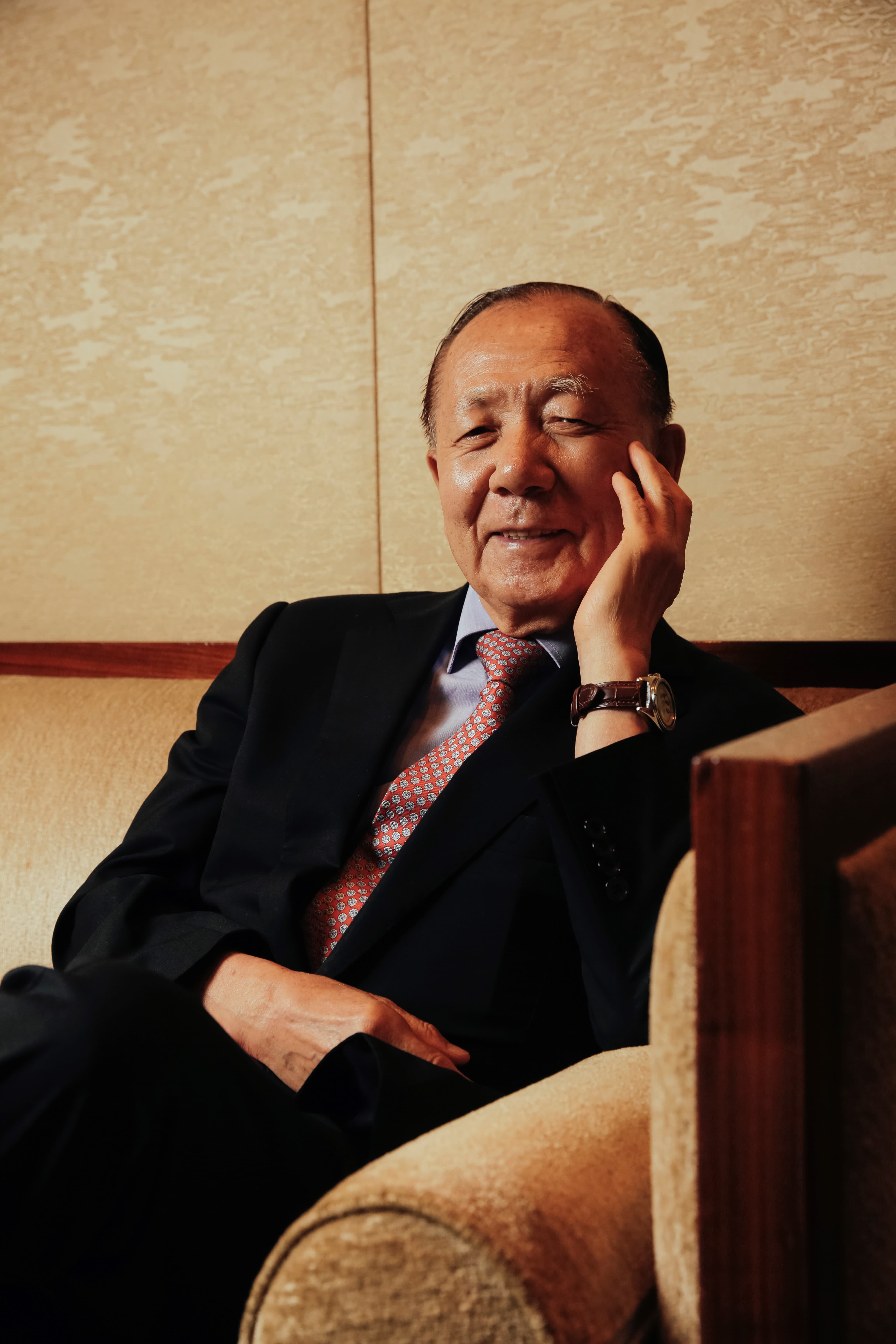 創立釜山影展的金東虎,曾任南韓振興公社社長,與影界淵源極深。