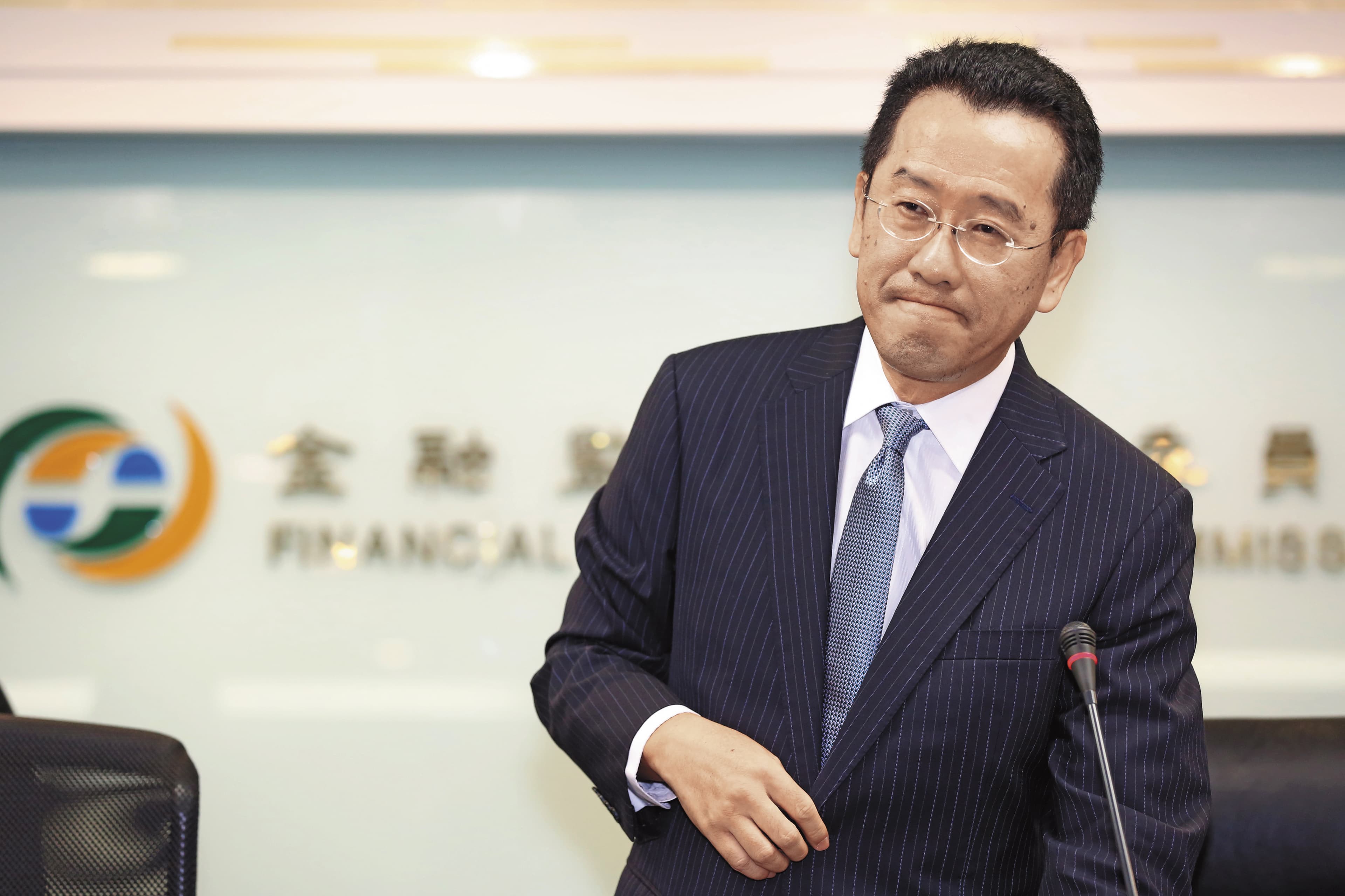 金管會主委顧立雄上任後,將再檢視兆豐案。