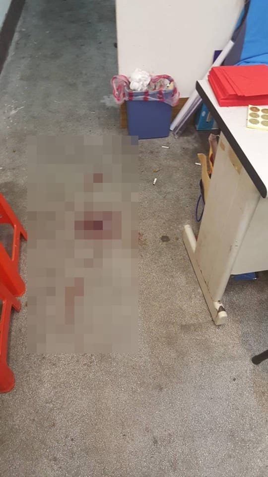 里民拿菸灰缸暴打里長，在辦公室內留下斑斑血跡。