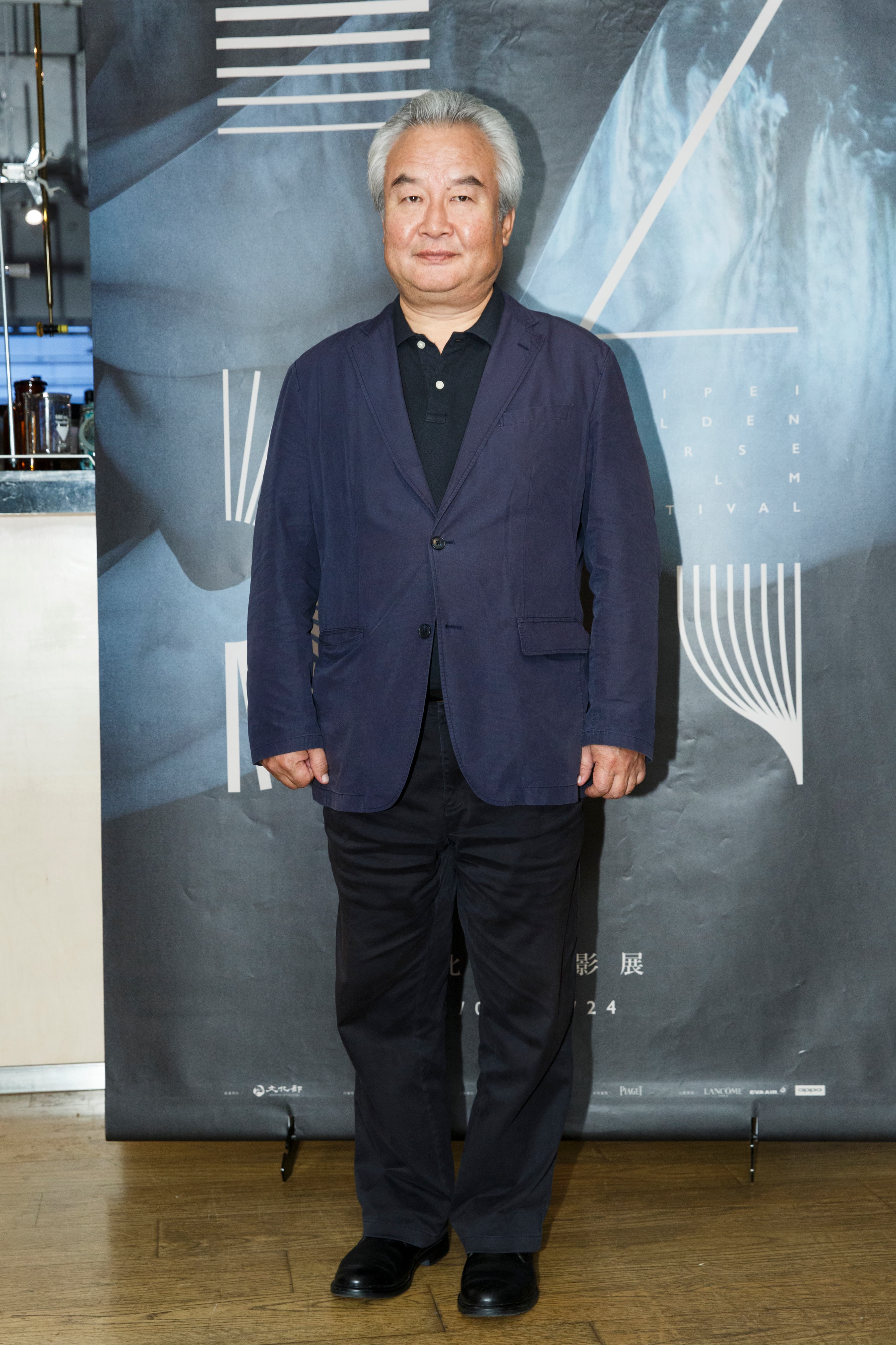 涂們本身就是蒙古鄂溫克族,常演出蒙古王爺、大漠可汗等角色,被封為「王爺專業戶」。