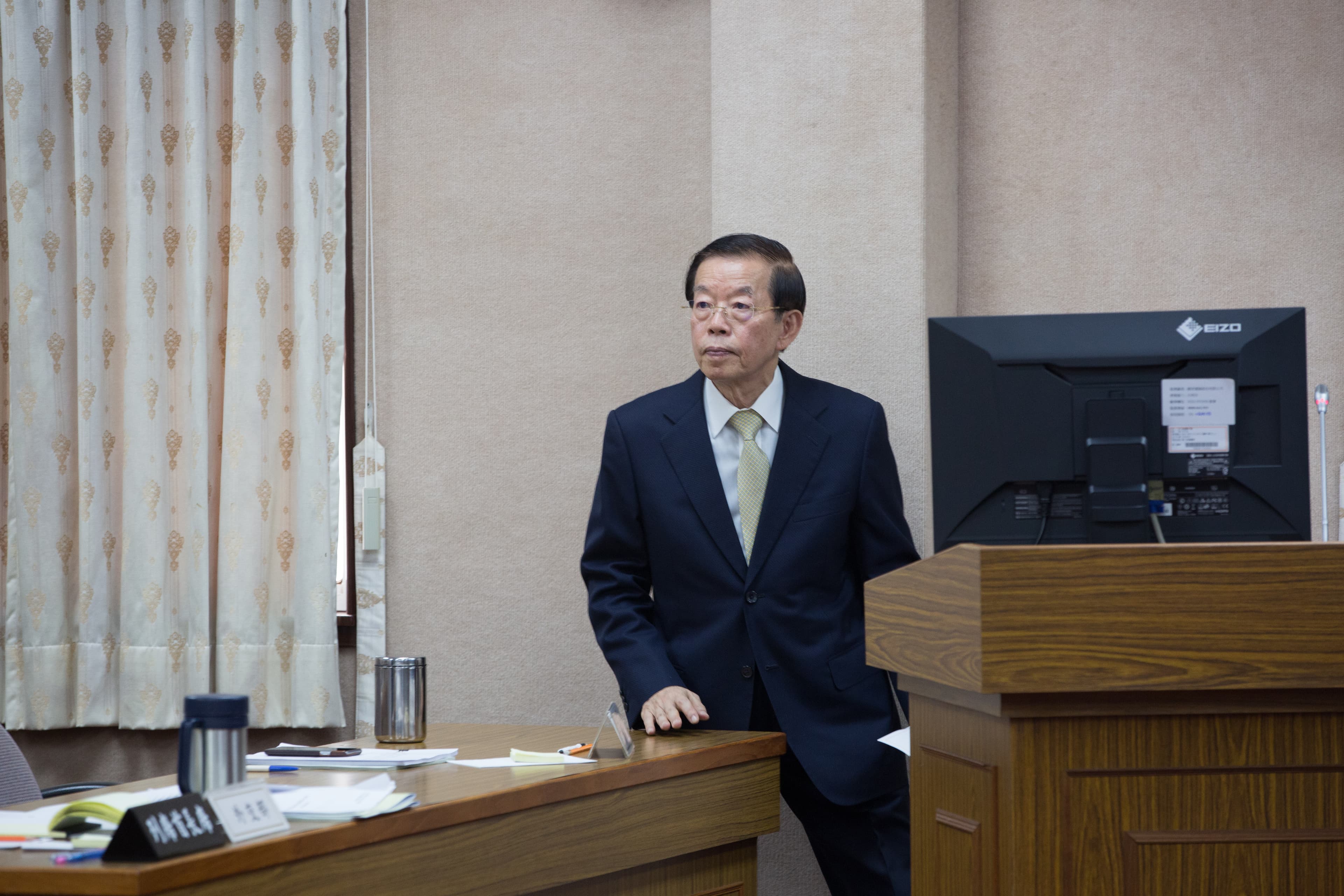姚文智、趙天麟及陳歐珀都已表態爭取明年縣市首長黨內初選，謝長廷給予3人不同的勉勵。