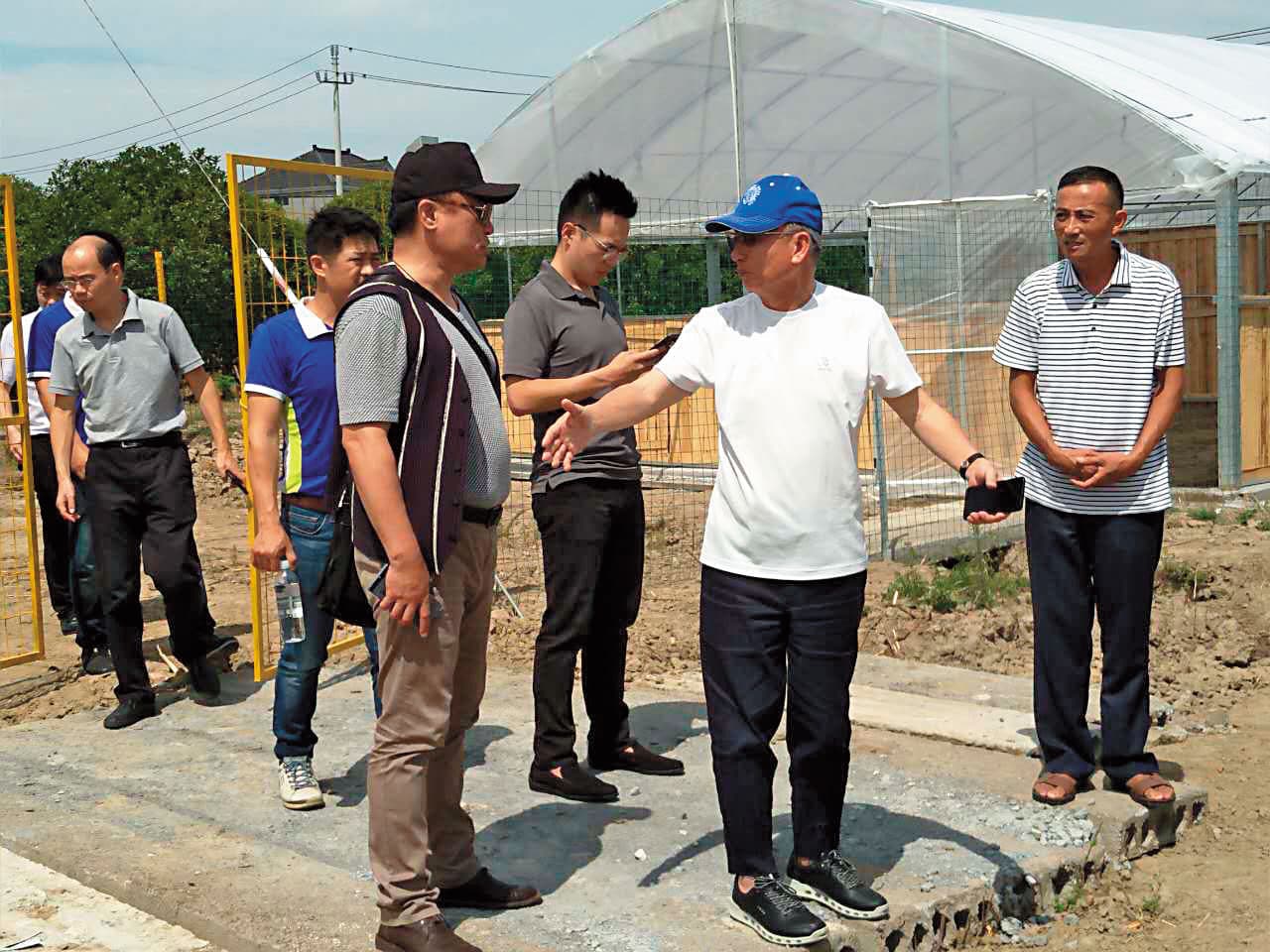陳宏棟受父親影響，特別關注新農業技術改良。（陳宏棟提供）
