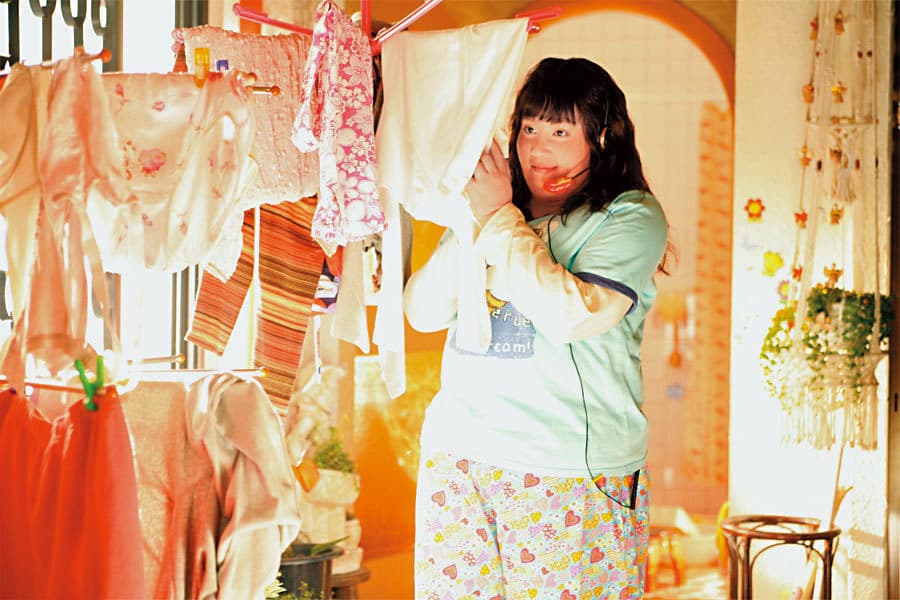 金亞中主演的《醜女大翻身》為金容華首部嘗試CG特效的作品,在票房上取得大成功。(翻攝自Daum Movie)