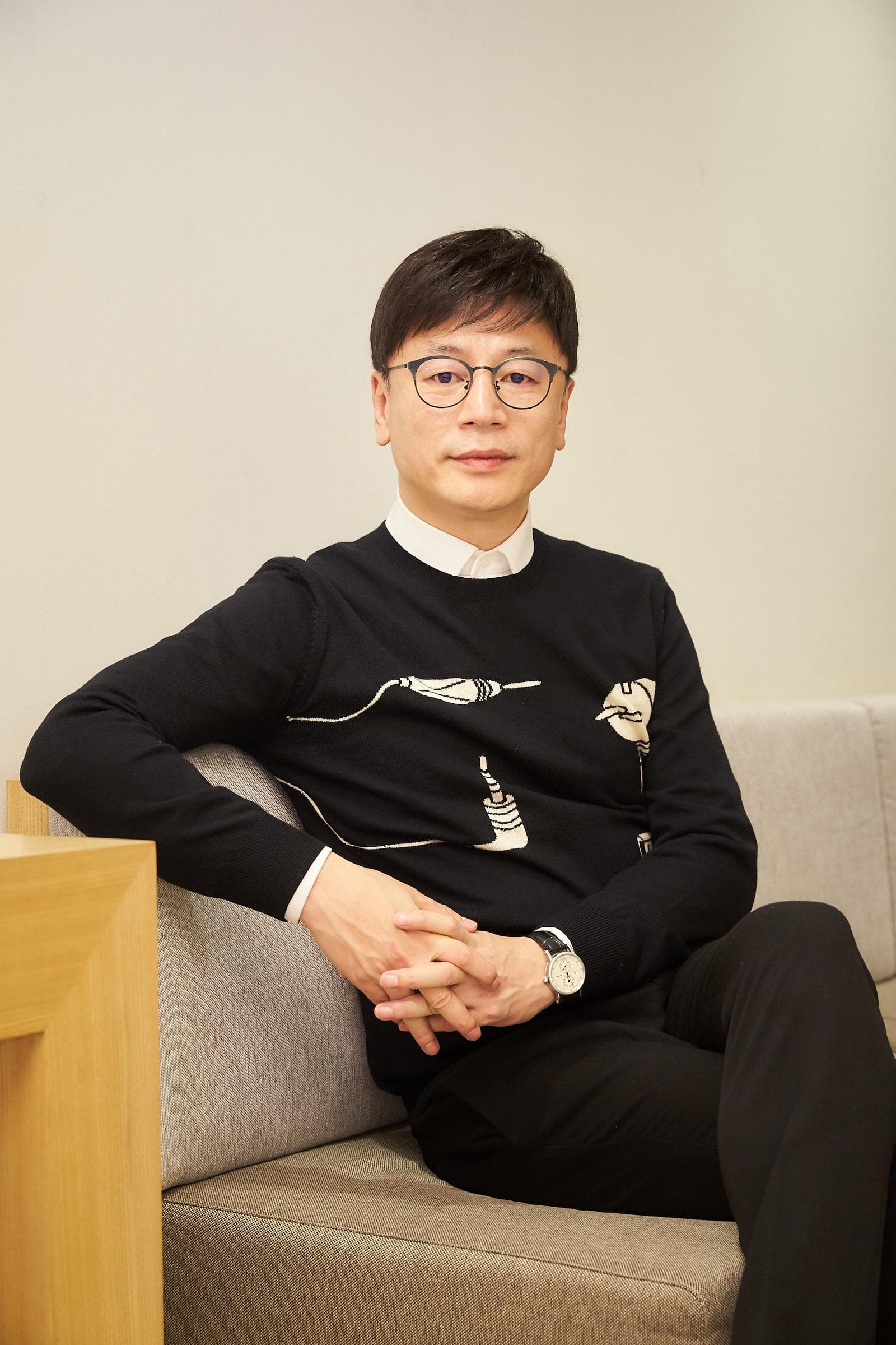金容華導演是無神論者,但對任何宗教造成的影響力都能接受。(LOTTE娛樂提供)