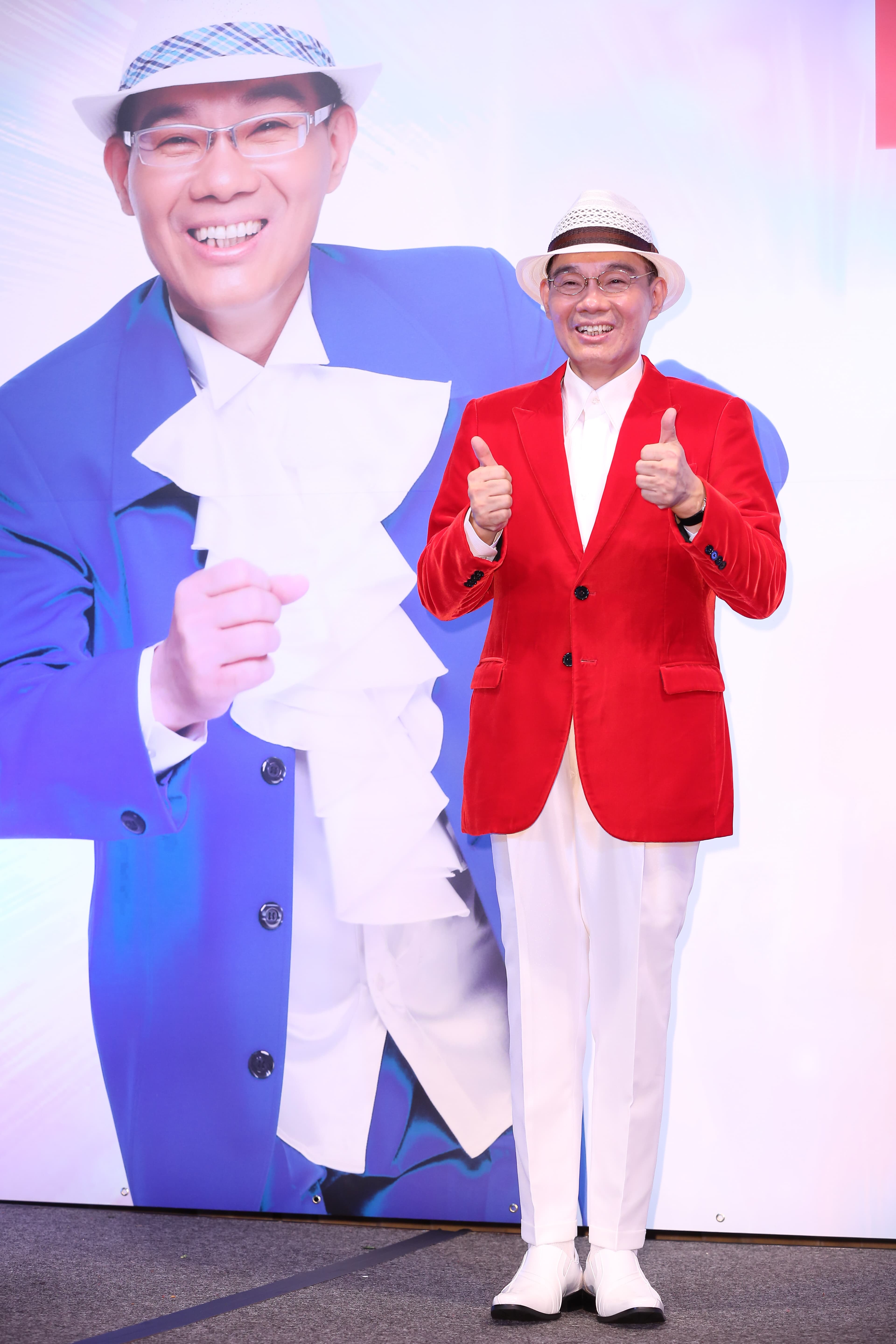 陳雷一個禮拜進健身房4、5次,一次1至2小時,練出腹肌。