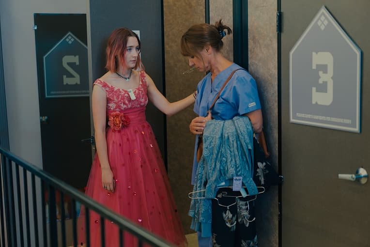 葛麗塔葛薇自編自導的《淑女鳥》入圍最佳影片、導演、原創劇本等五項奧斯卡獎。(UIP提供)