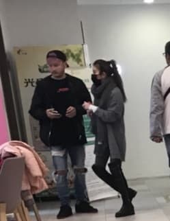 KID和許維恩今年1月才被本刊目擊一起看泌尿科,沒想到卻驚爆分手。