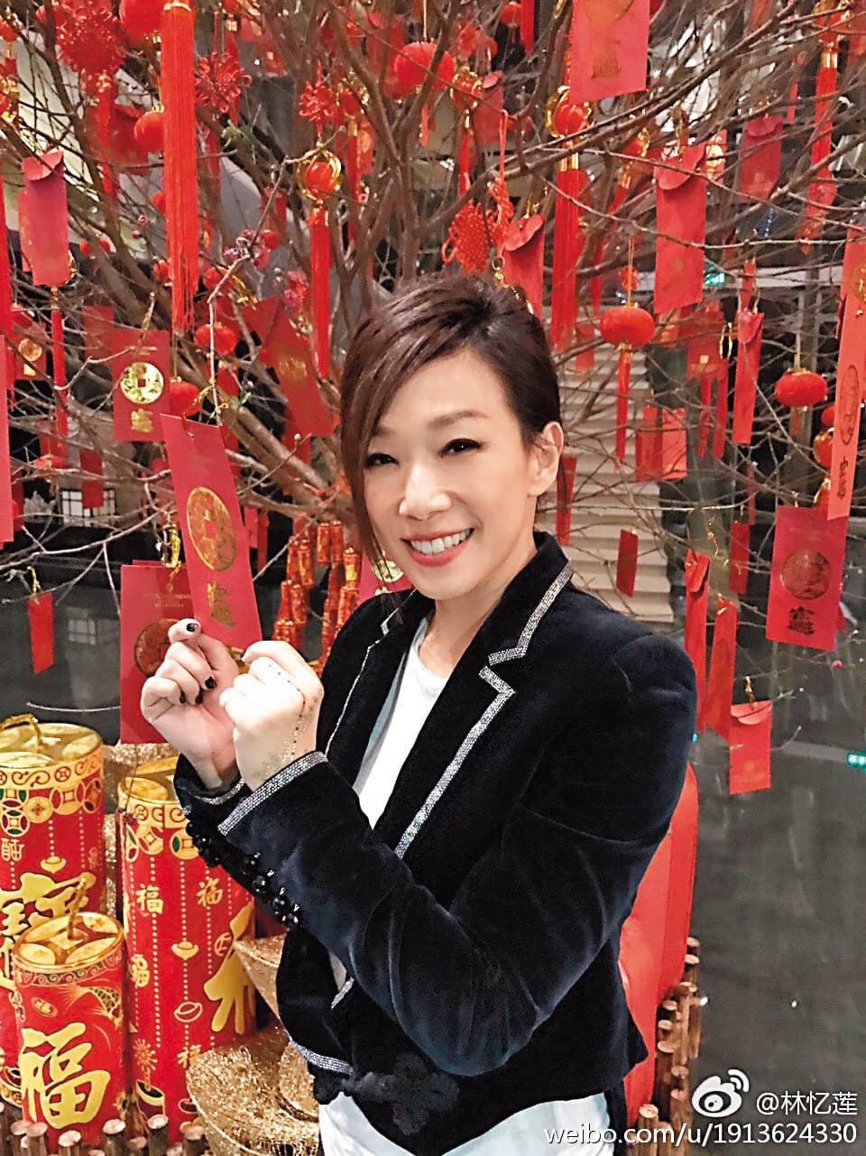 林憶蓮多在外地工作,疏於陪伴女兒李喜兒。