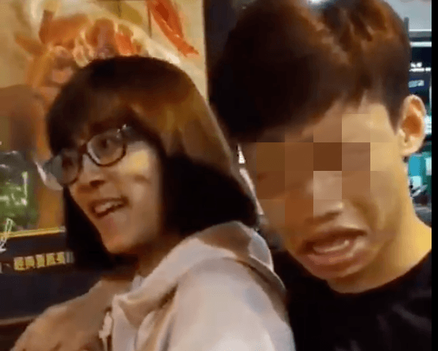 影片也出現陳詩欣同為跆拳道教練的妹妹陳雅欣。(翻攝畫面)