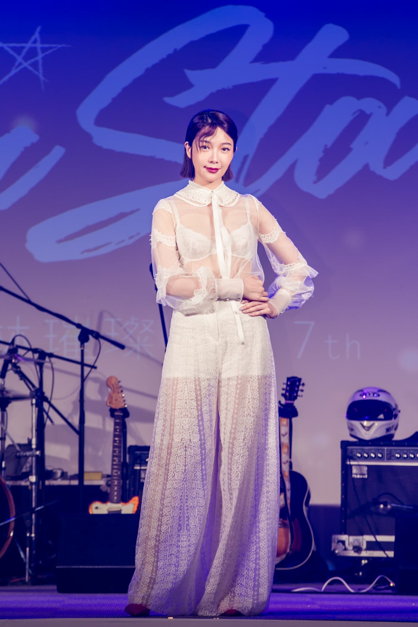 蔡淑臻笑說自己穿這樣,「肉都炸出來了」,她透露將在6月底開拍新戲,已在準備中。(伊林娛樂提供)