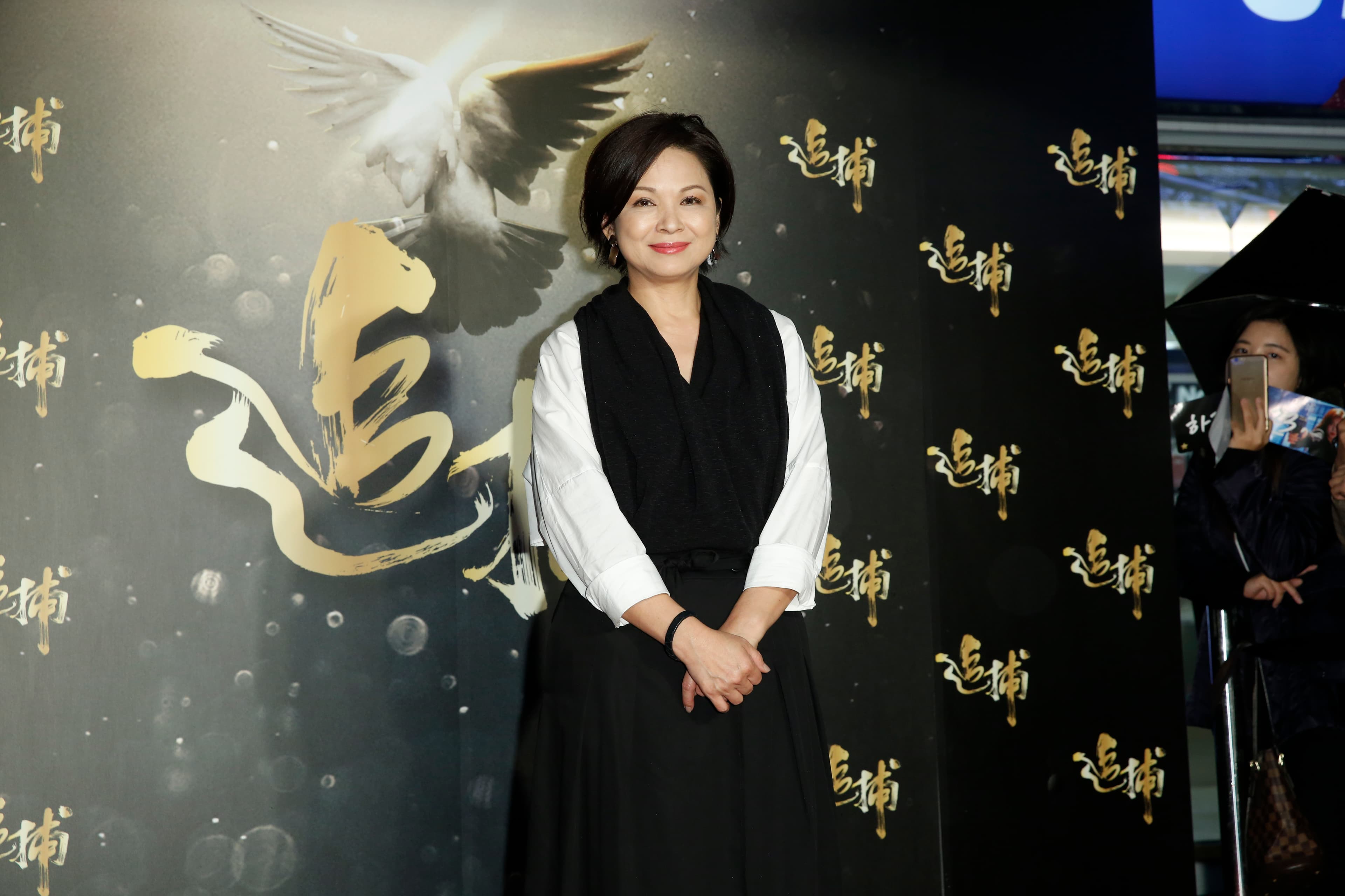 楊貴媚儘管演技精湛，但早期她並未在獎項上大放異彩，不過早在1992年，她就以《無言的山丘》獲得新加坡影展影后。