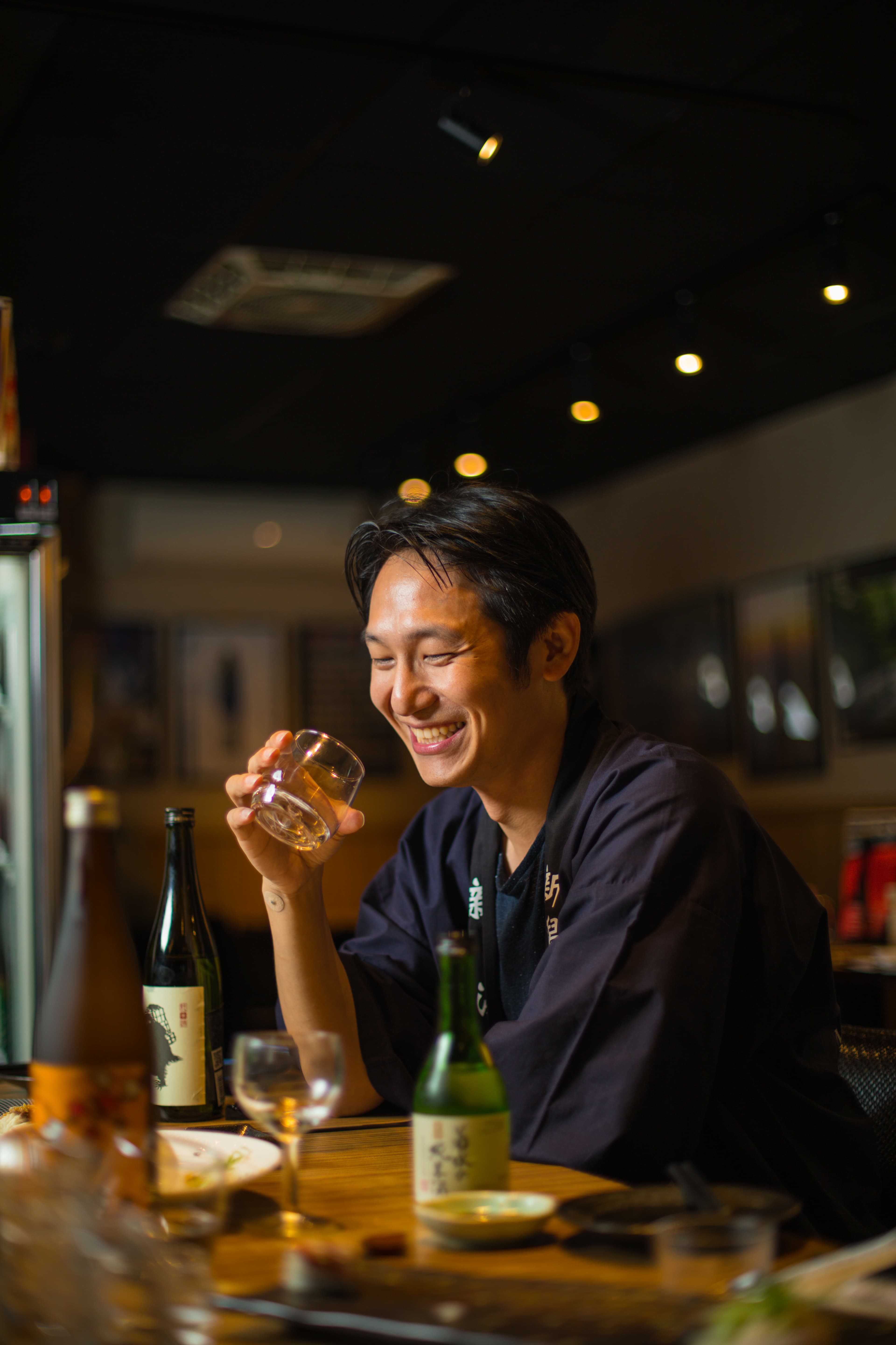 擁有一副鹽系臉孔的楊凱程(Kenny),是引進新潟日本酒的重要推手。