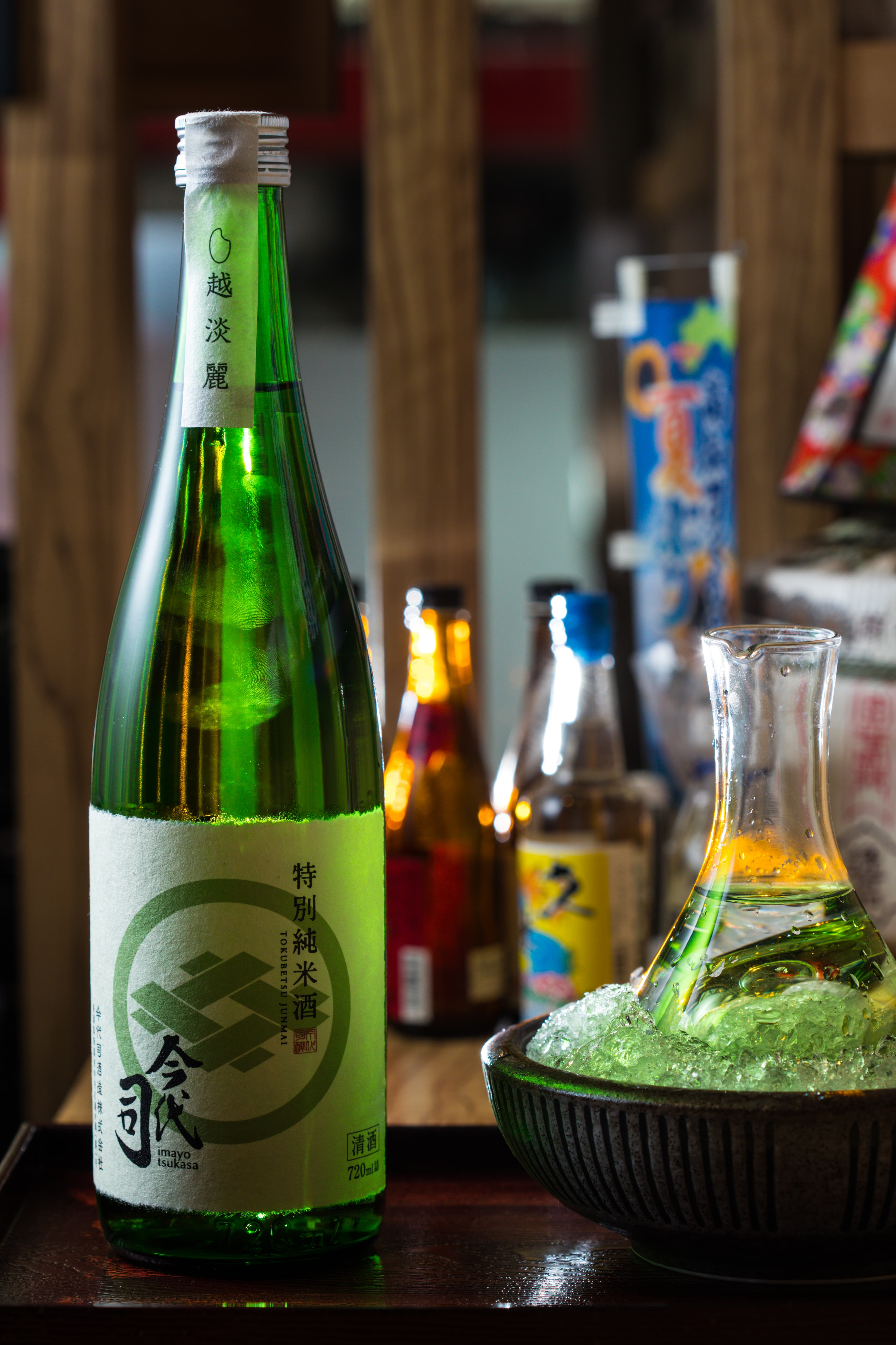 採用「越淡麗」品種釀成的「今代司 特別純米酒」,兼具親本「五百萬石」的米香和「山田錦」的花果香。(1,200元/720ml,酒藝)