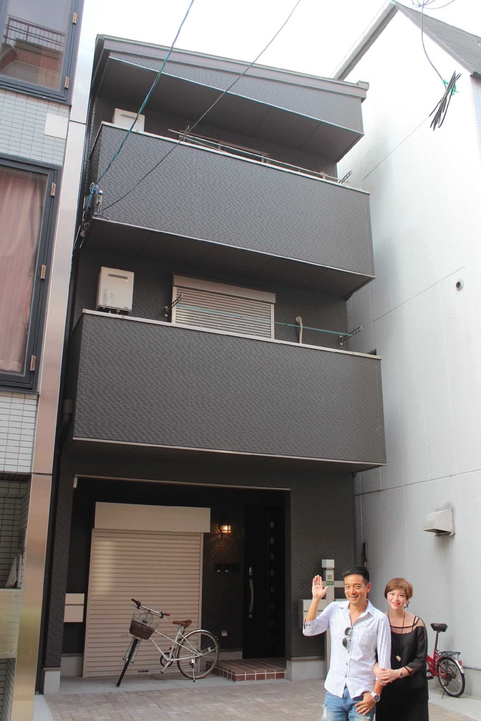 投資日本收租屋，鎖定房價較便宜的大阪，專挑滿租中古透天厝。（岑永康提供）