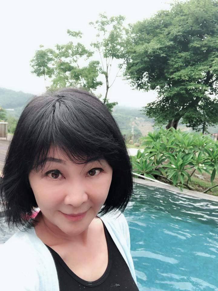 吳淡如主持《女人要有錢》兩年,後來被徐乃麟與小嫻取代。(翻攝自吳淡如)