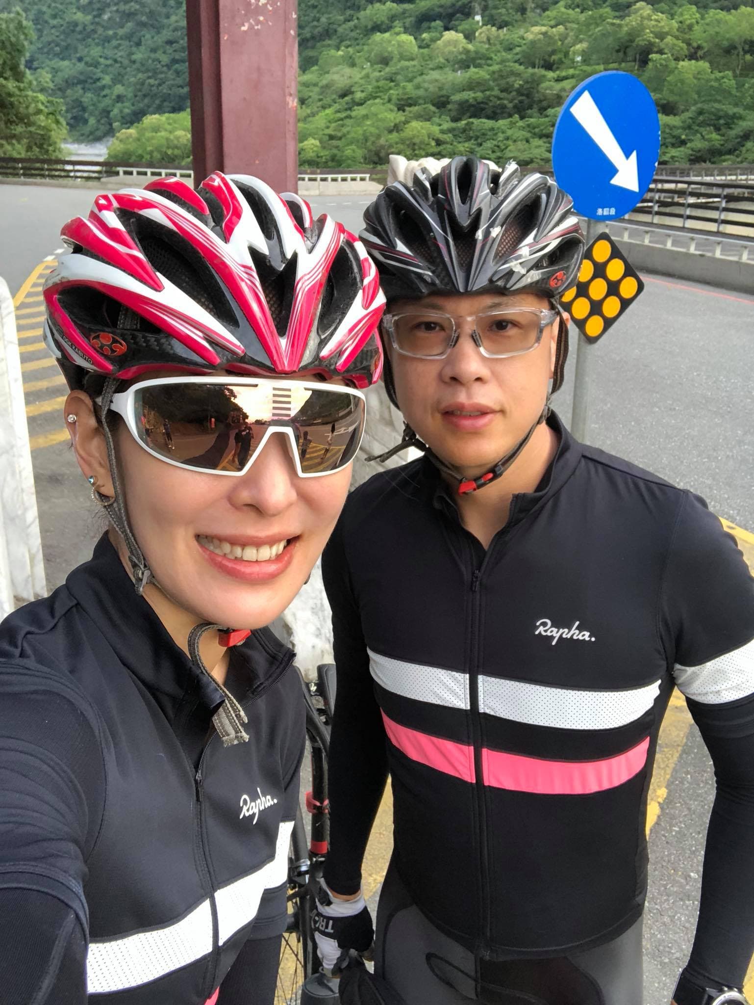 賈永婕與老公是運動好夥伴。(翻攝自賈永婕的跑跳人生臉書)