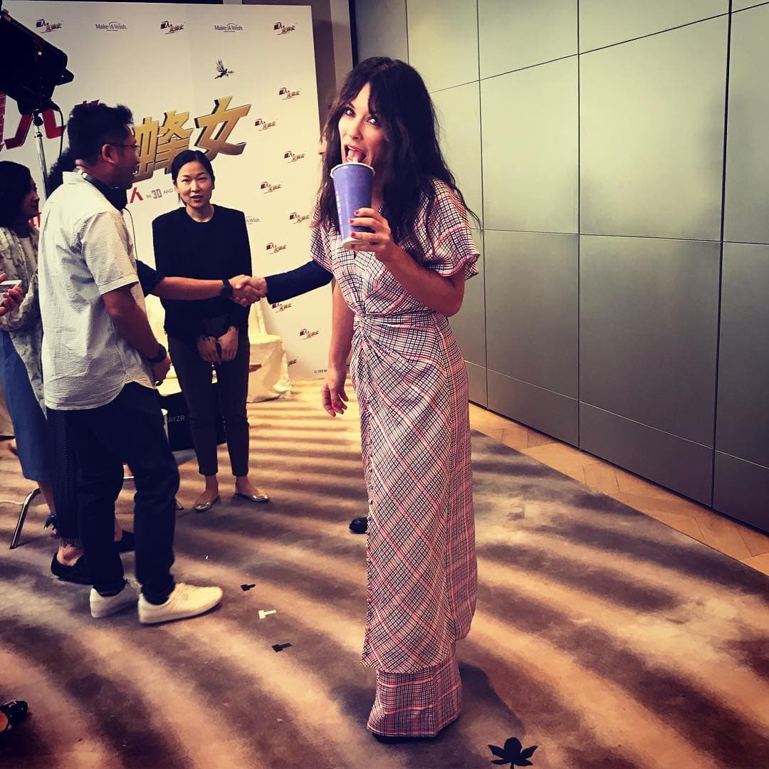 伊凡潔琳莉莉來台宣傳電影《蟻人和黃蜂女》,祕密在台灣停留一天觀光。(翻攝臉書)