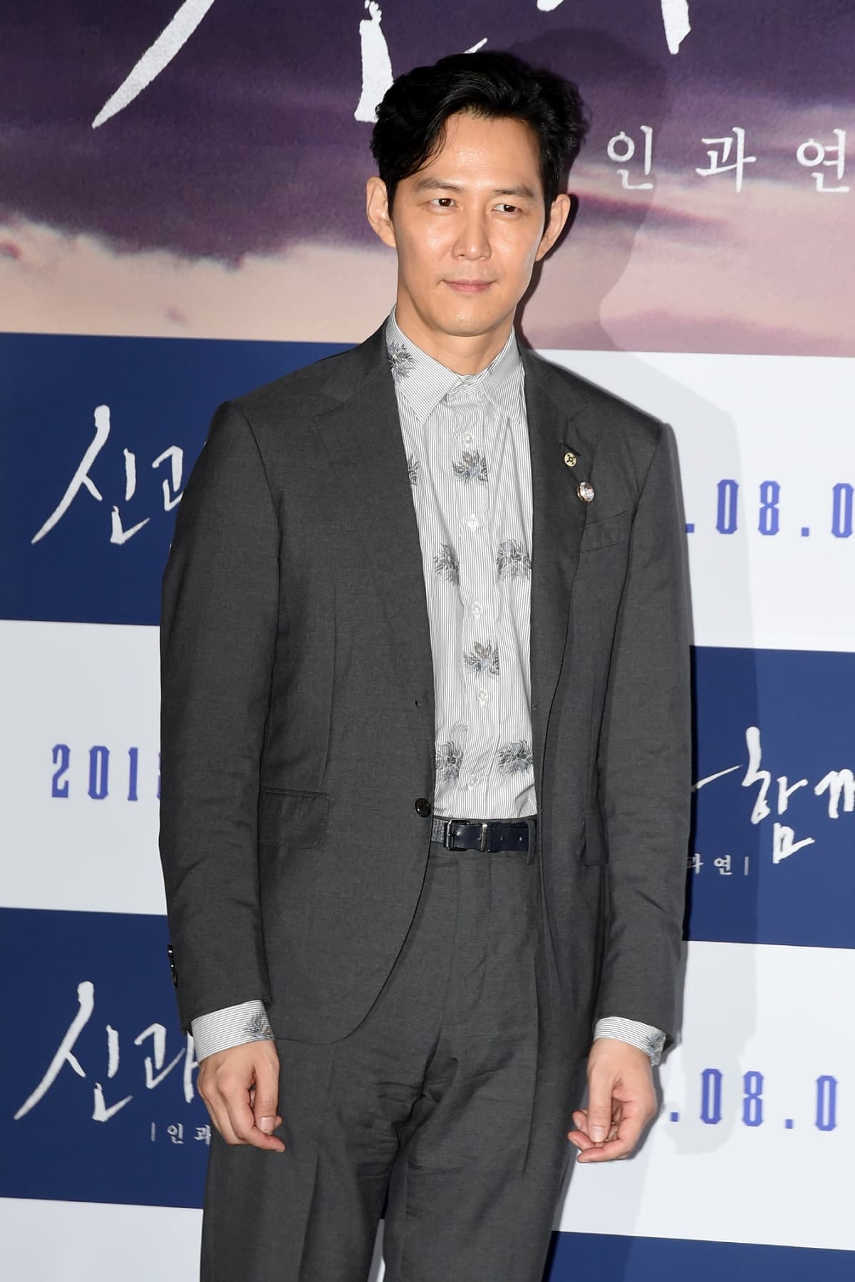 這集原本只是客串演出閻羅王的李政宰戲份竟愈演愈多,直追其他主要演員,但可惜他並不在訪台成員行列。(采昌提供)