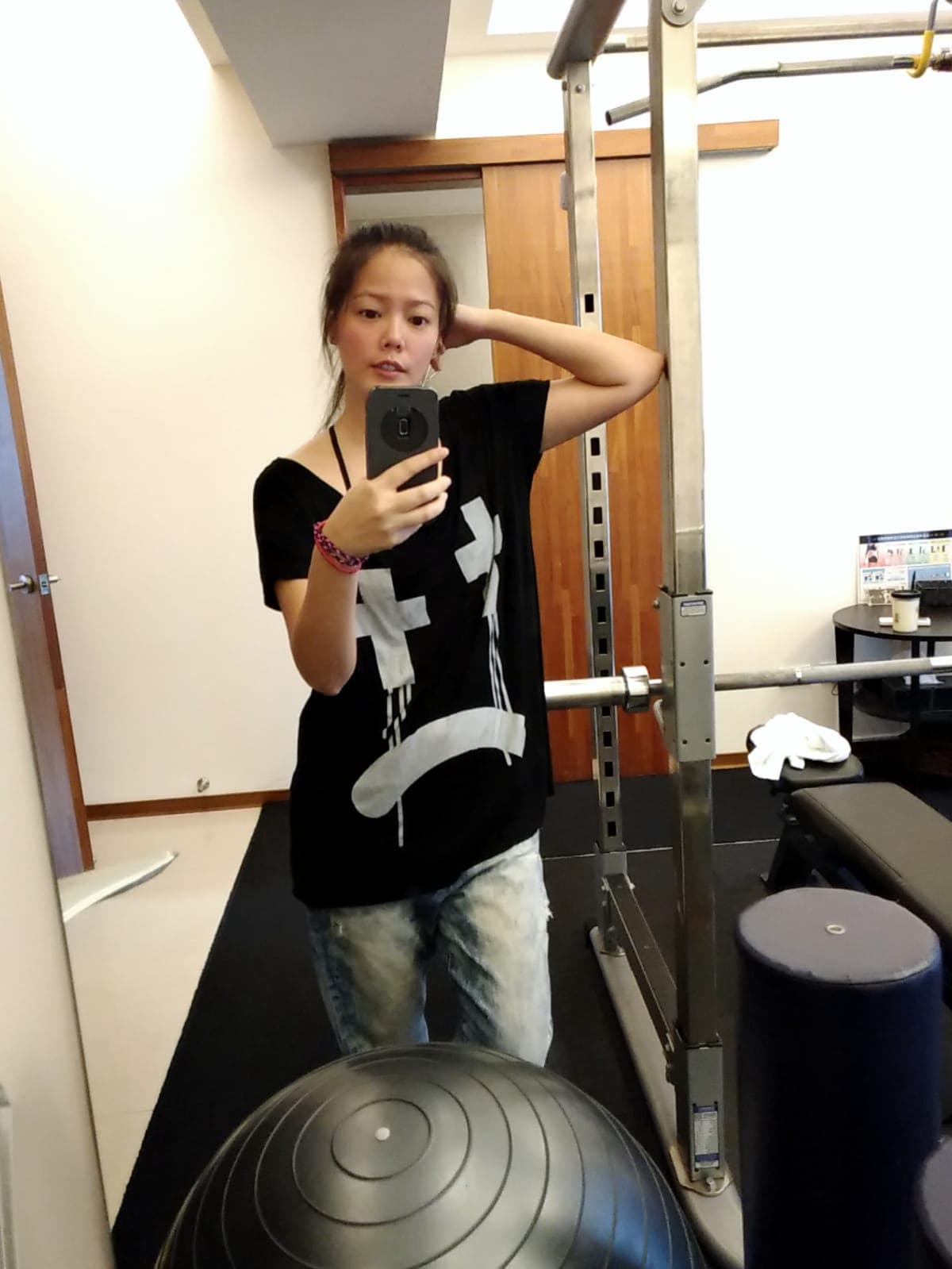 陳翊萱鍛鍊3個月,氣色與身形都變好,連掰掰袖也沒了。(艾迪昇傳播提供)