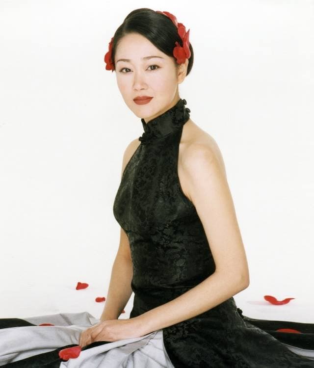 歡歡在家中燒炭自殺,令演藝圈與喜愛她的粉絲超不捨。(網路圖片)