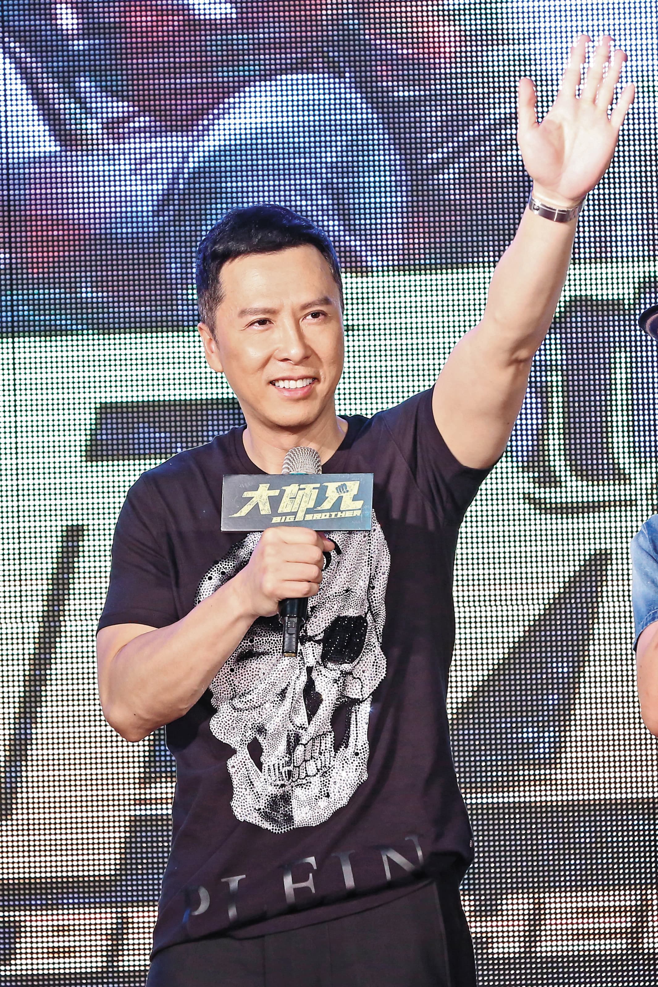 台灣觀眾對甄子丹很支持,他總會抽空來作宣傳,已出道36年的他拍片懂理念與商業融合之道,希望縮短世代距離。