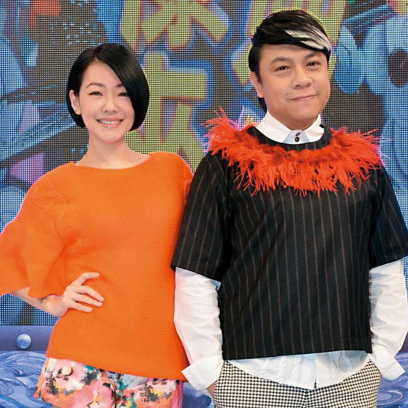 蔡康永決定暫離主持十多年的《康熙來了》,搭檔小S第一時間立刻表示同進退,兩人日前再度合體主持中國大陸新節目。(翻攝自康熙來了臉書)