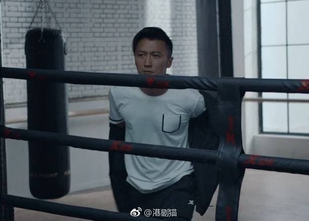 謝霆鋒覺得這個18年是很不容易的,感恩品牌多年來對他不離不棄,沿用他18年。(謝霆鋒微博)