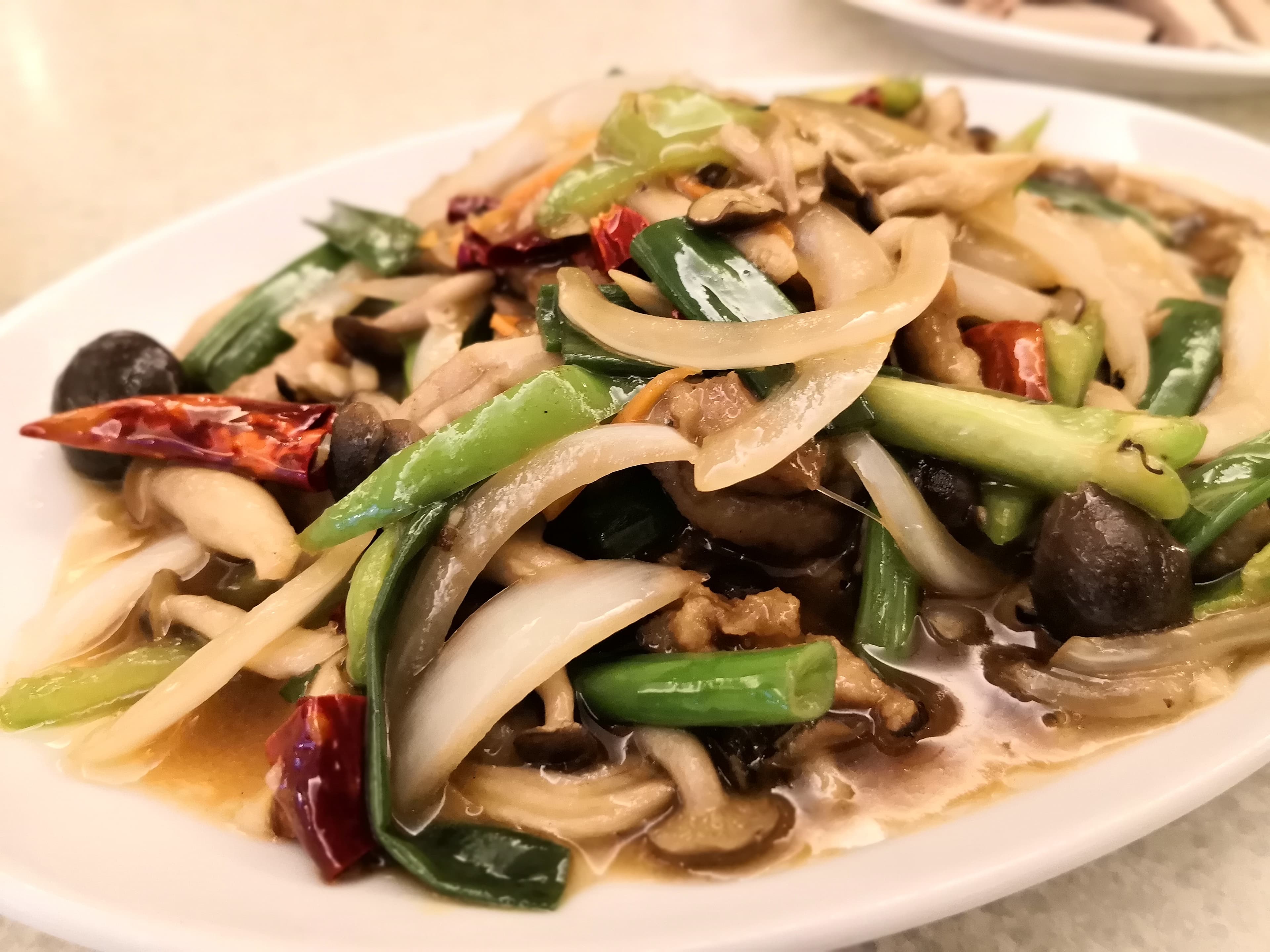 6菜1湯,相當超值。