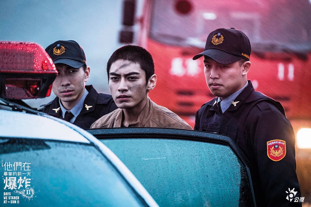 《他們在畢業的前一天爆炸2》是宋柏緯(中)第一次演出主要角色,也令他入圍本屆金鐘獎迷你劇集(電視電影)男配角獎。