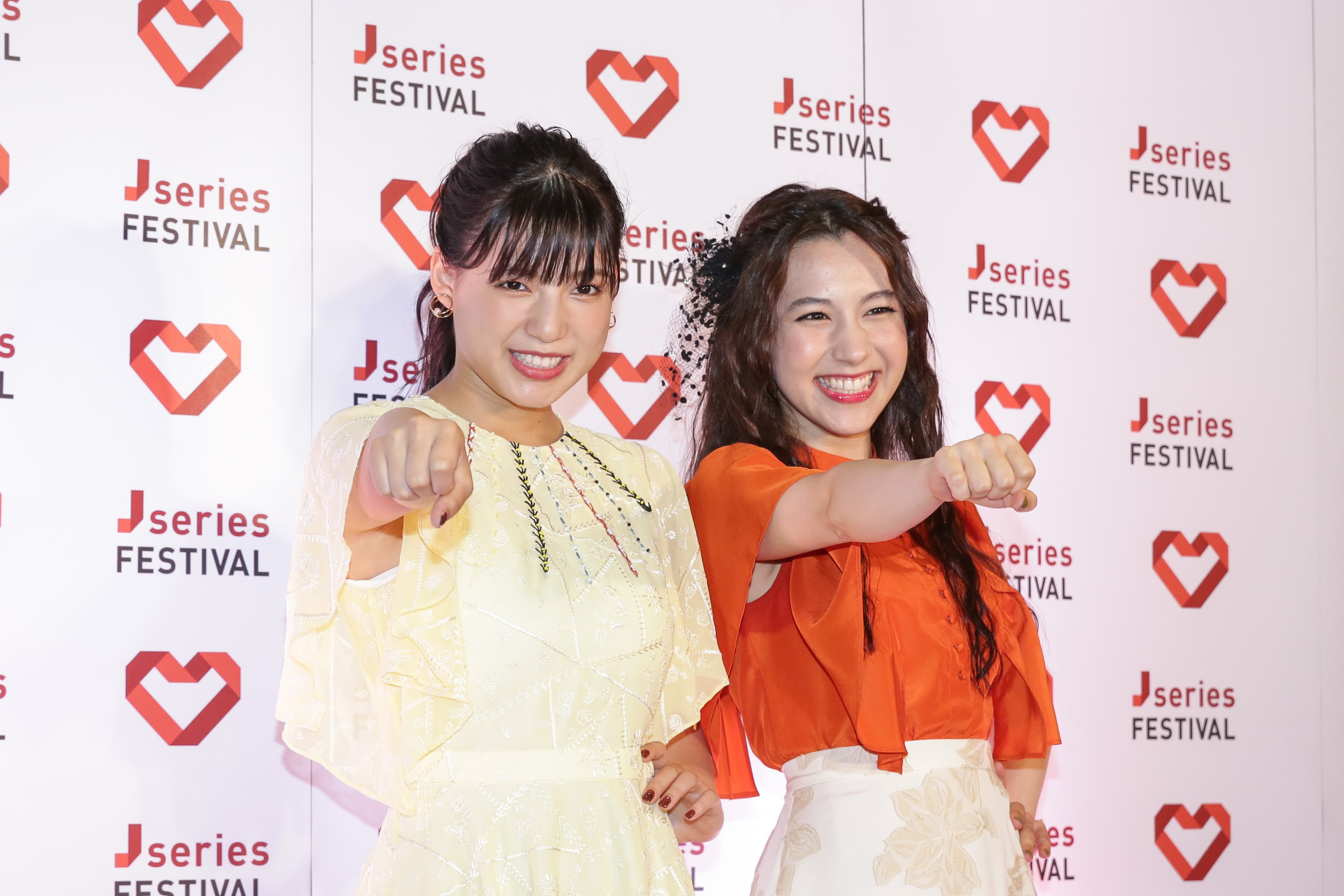 石井杏奈(左)和佐生雪都是初次訪台。