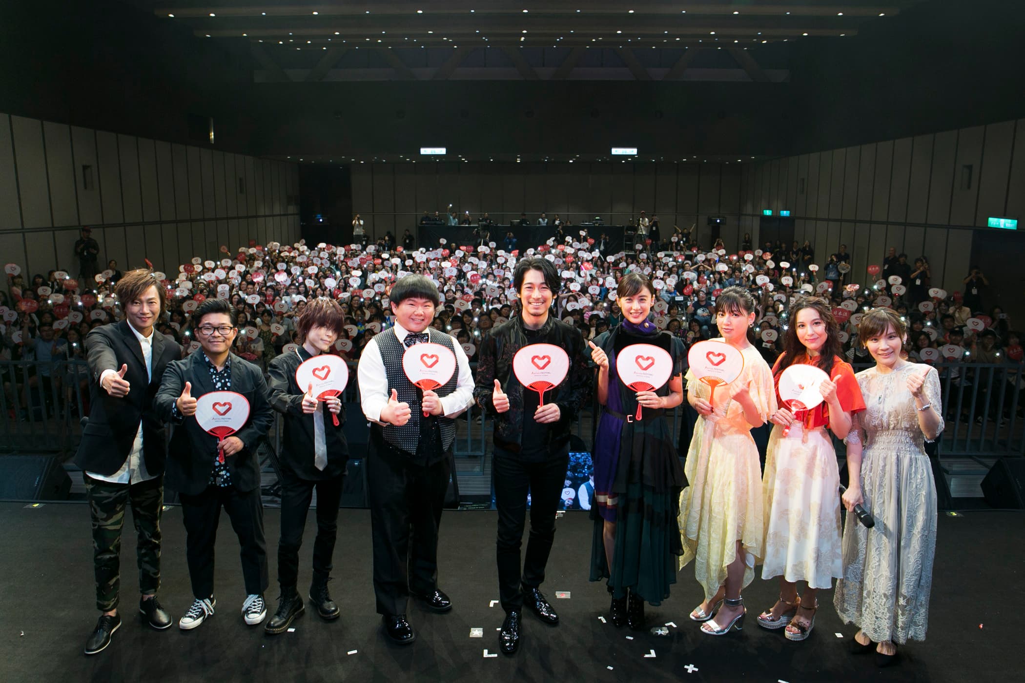 J series FESTIVAL除日本演員們與粉絲同歡,更邀請到歌手nano、SAKAI YU與林育羣帶來精彩表演。(聯勤公關提供)