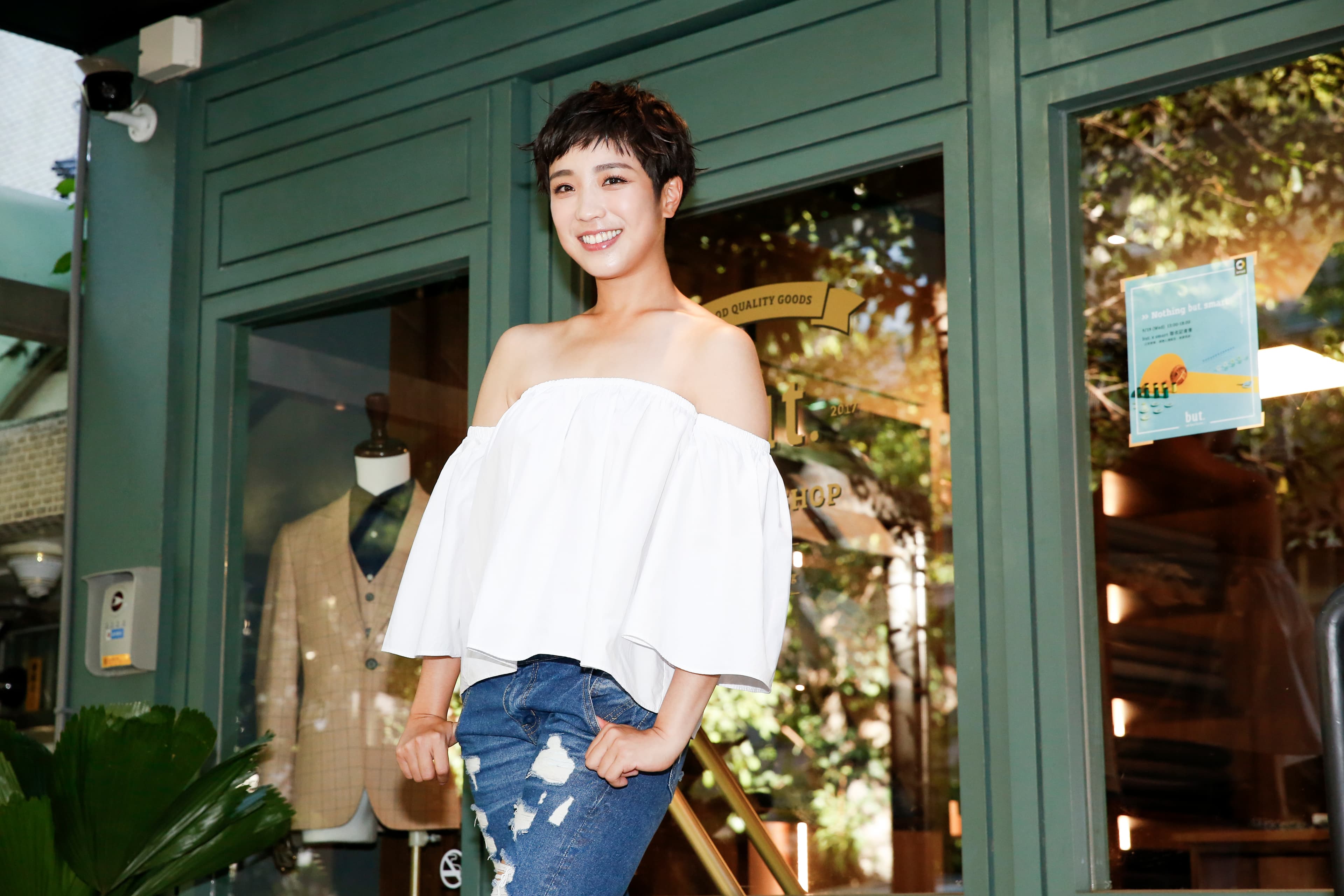 梁舒涵因為演出《女兵》,多了很多戲劇邀約。