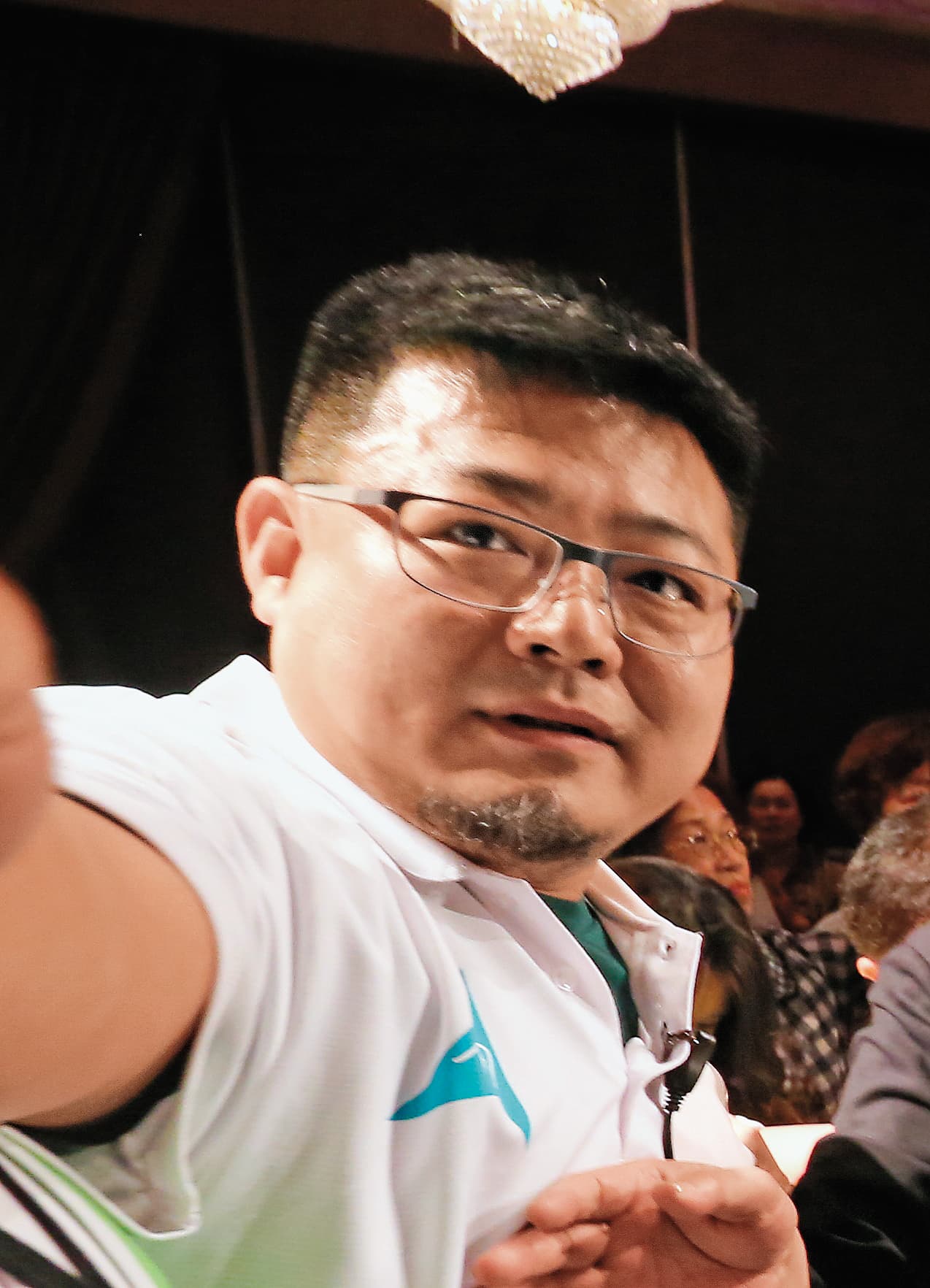 葉建陽本人除了是台日產經友好促進會會長之外,同時也是凱達格蘭學校「校務顧問」。