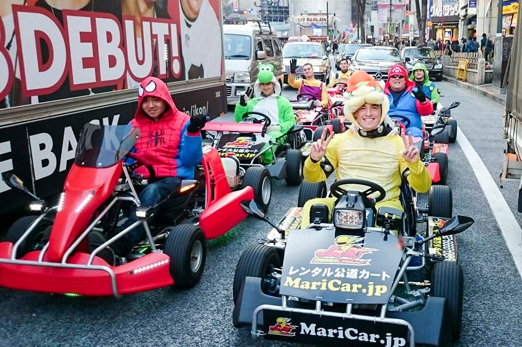 除了瑪利歐系列,MariCAR也提供一些超級英雄的服裝。(翻攝自photozou.jp)