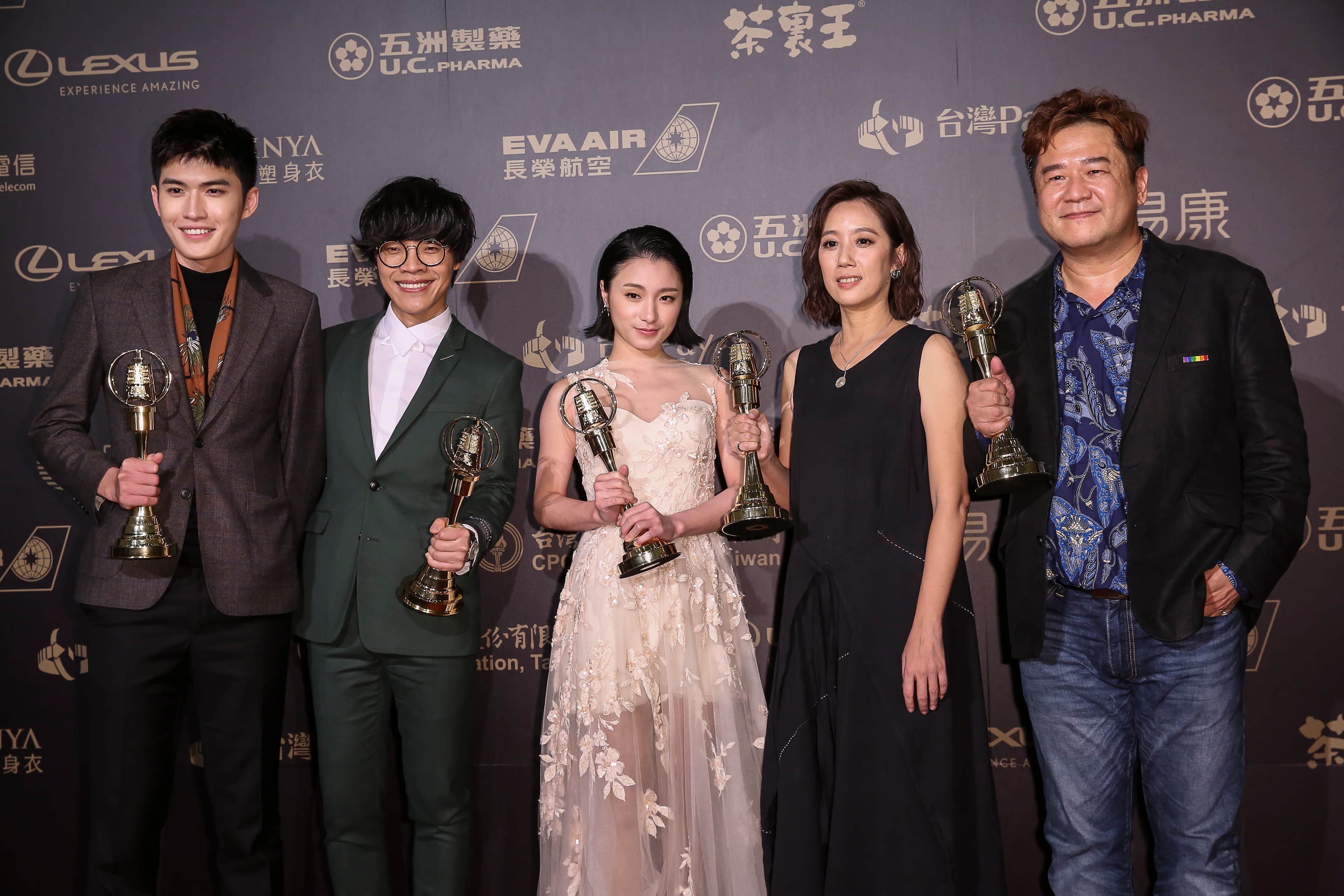 《花甲》在今年金鐘獎中獲得最佳戲劇節目等四項重要大獎。
