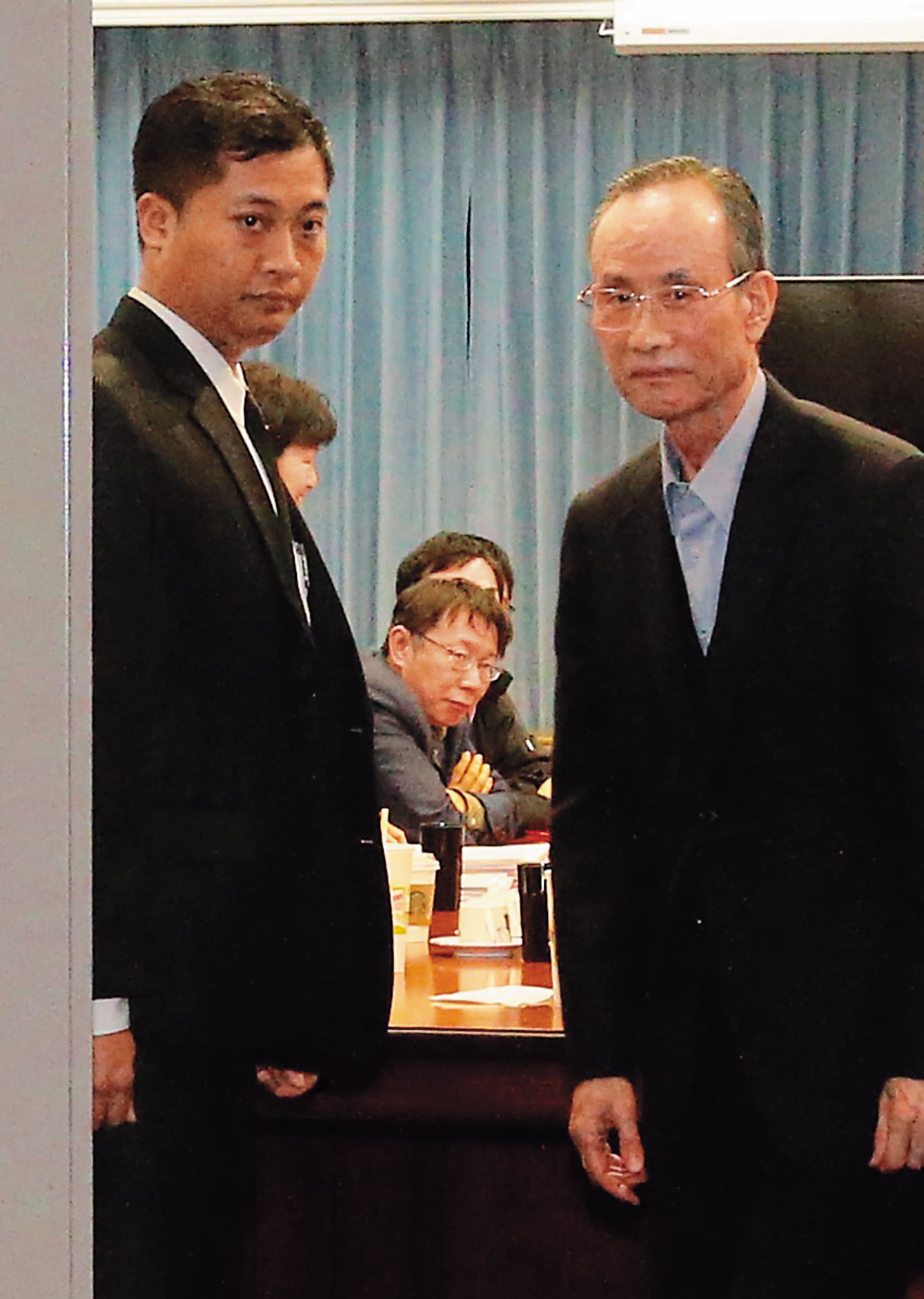 趙藤雄與柯文哲從第一次會面,就為了大巨蛋案隔空交火,雙方自此針鋒相對。(中央社)