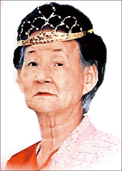 創辦十元自助餐的大善人莊朱玉女阿嬤,遭那男冒名經營粉絲團斂財。(翻攝自網路)
