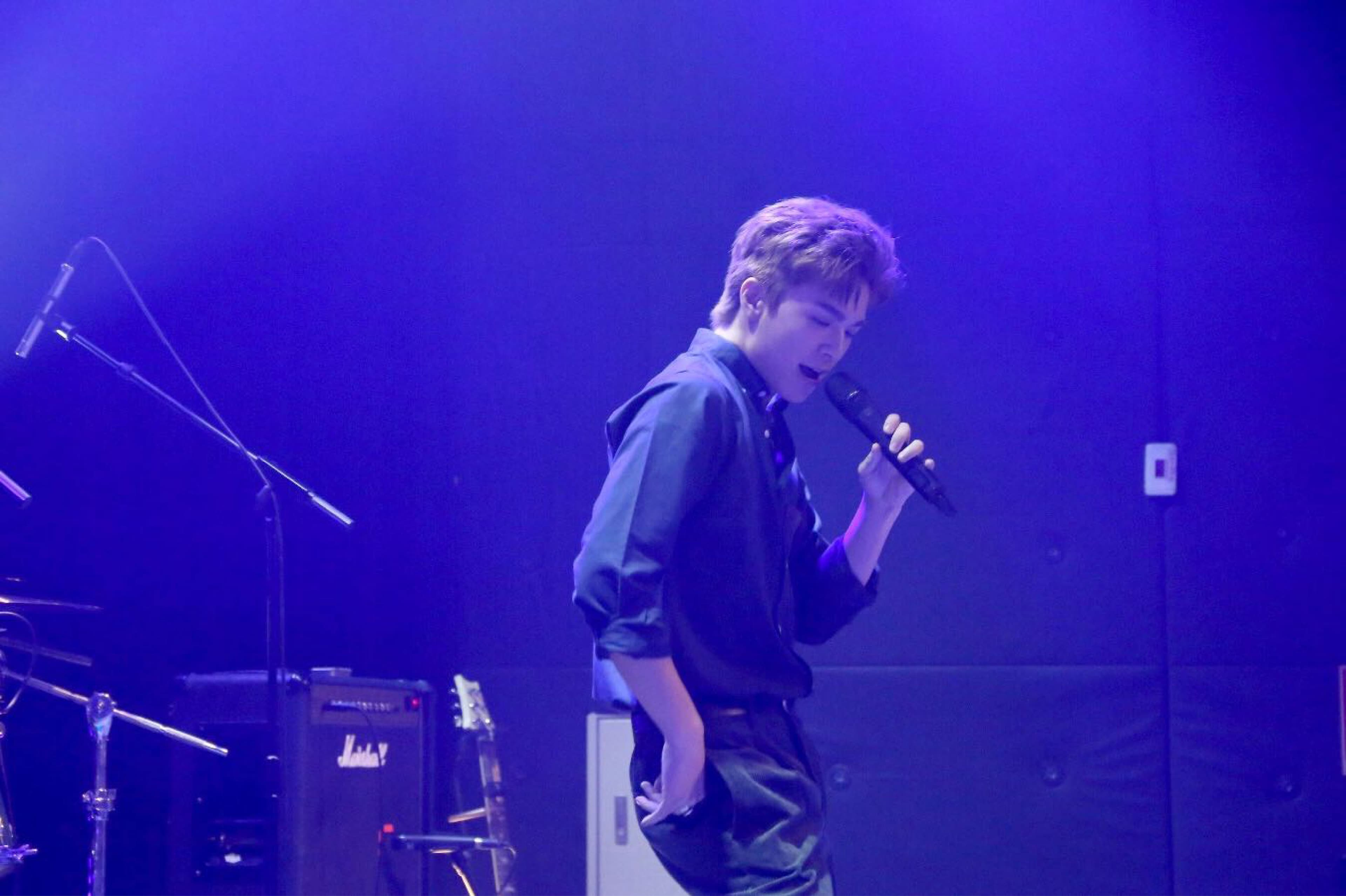 noovy吉他手Hank送上嘻哈饒舌SOLO表演,展現不一樣的他。(伊林提供)