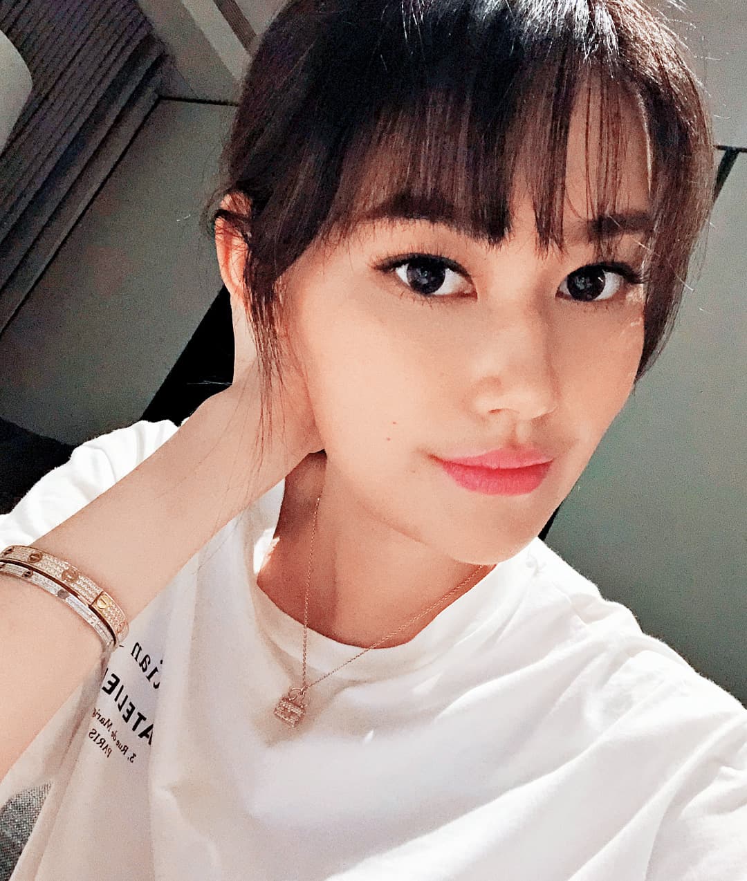 錢德月與前夫三合董事長董建三的女兒Tiffany與周予天年初傳緋聞,還與錢德月共進晚餐。(翻攝自Tiffany IG)