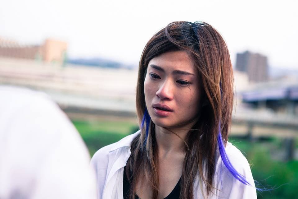 鄭人碩在拍《醉‧生夢死》前就與王靖婷交往多年,但王靖婷卻因演出該片體悟愛情而與鄭人碩徹底分手。(翻攝自醉‧生夢死臉書)