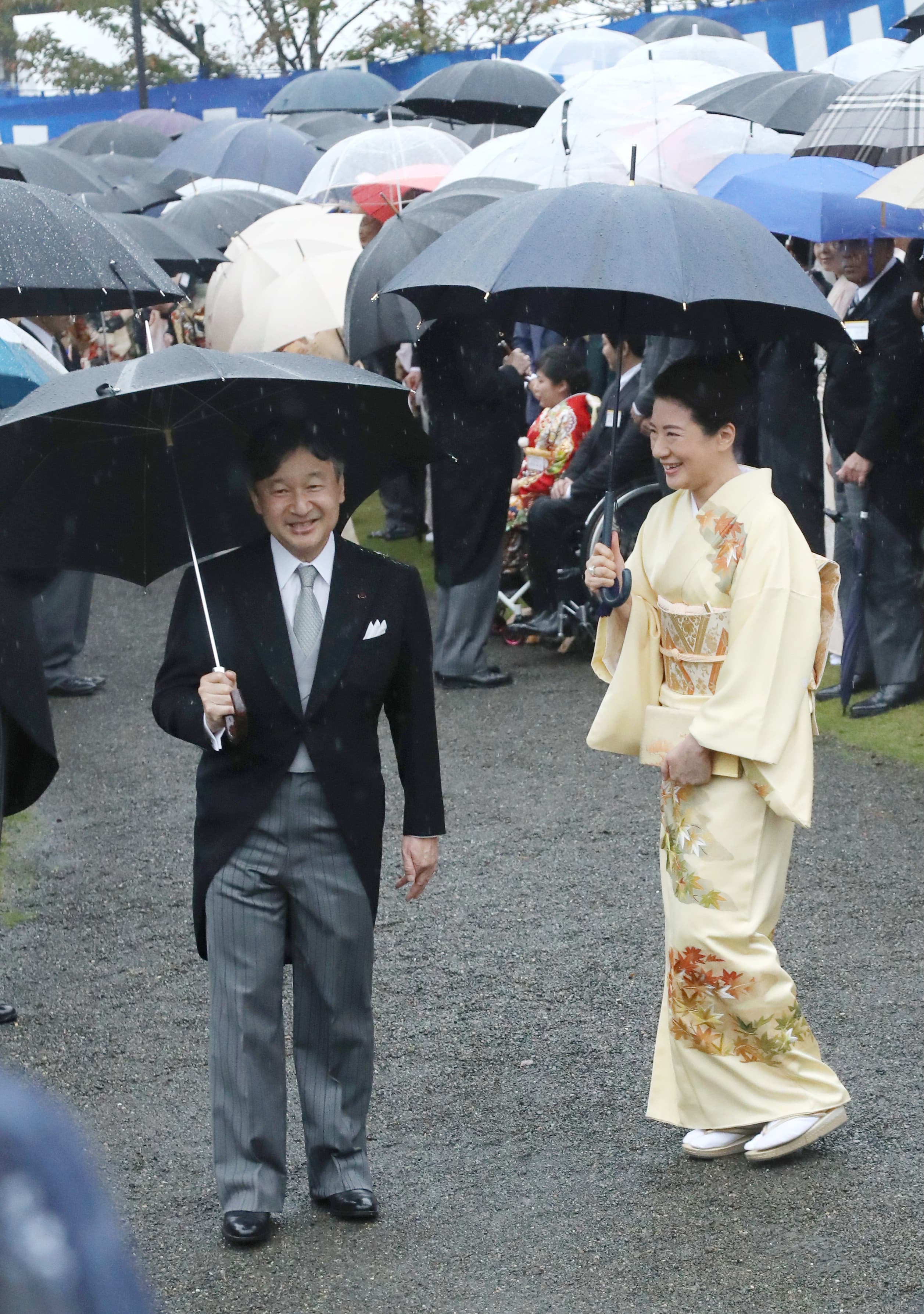 日本皇太子妃雅子15年來首度參加了皇室赤坂御苑的秋季園遊會。(東方IC)