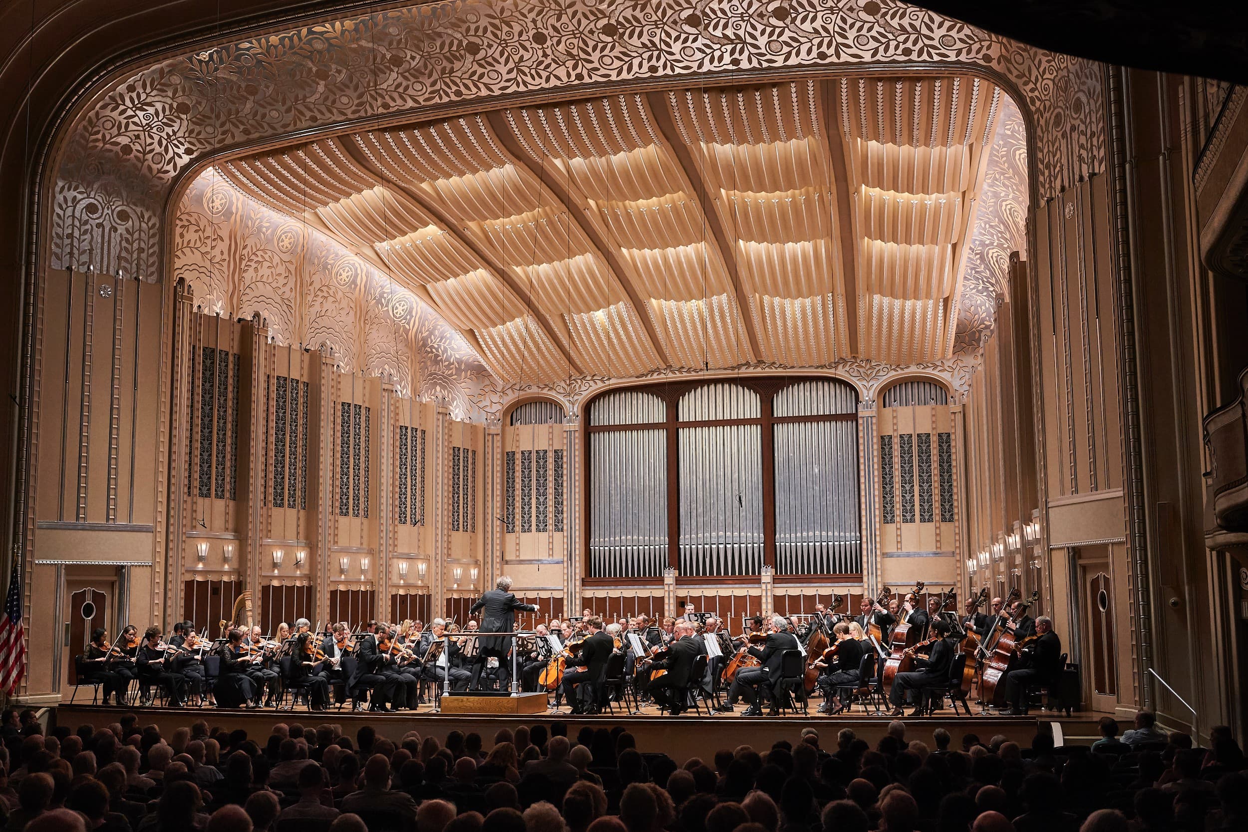 克里夫蘭管弦樂團去年創建剛滿百年, 《紐約時報》封為「全美最低調又最厲害的樂團」。(牛耳藝術提供)